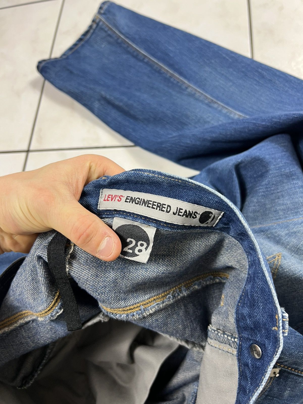 Levi's Vintage Levi’s engineered jeans asymmetrical y2k baggy pants Size US 28 / EU 44 - 18 Thumbnail