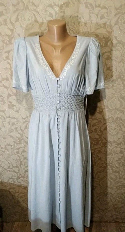 Reformation NWT Reformation Kamrynl Smocked Button Front Midi Dress Sz 6 Size M / US 6-8 / IT 42-44 - 2 Thumbnail