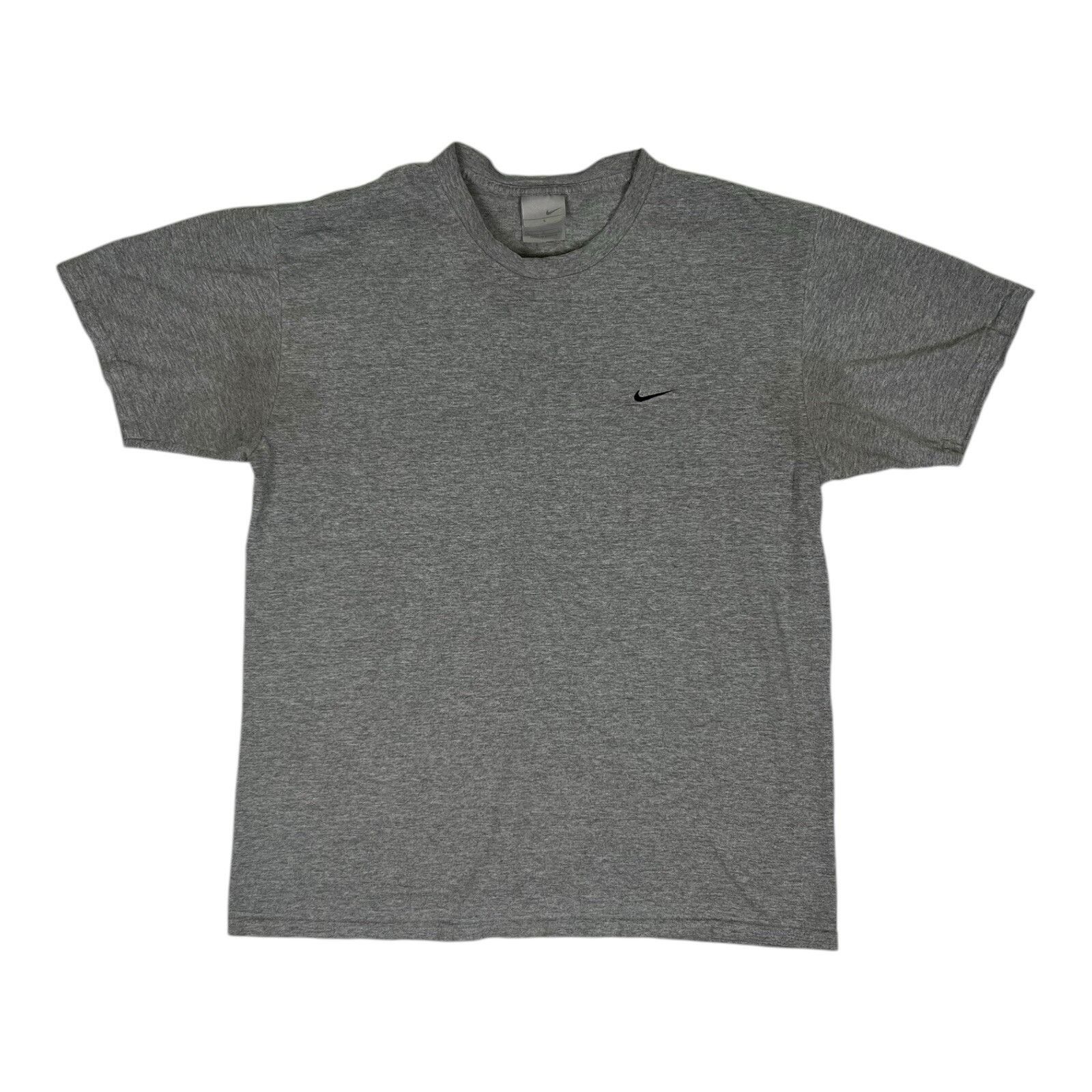 Nike Vintage Nike Gray Essential T-Shirt Mini Swoosh Embroidery G Size US L / EU 52-54 / 3 - 1 Thumbnail
