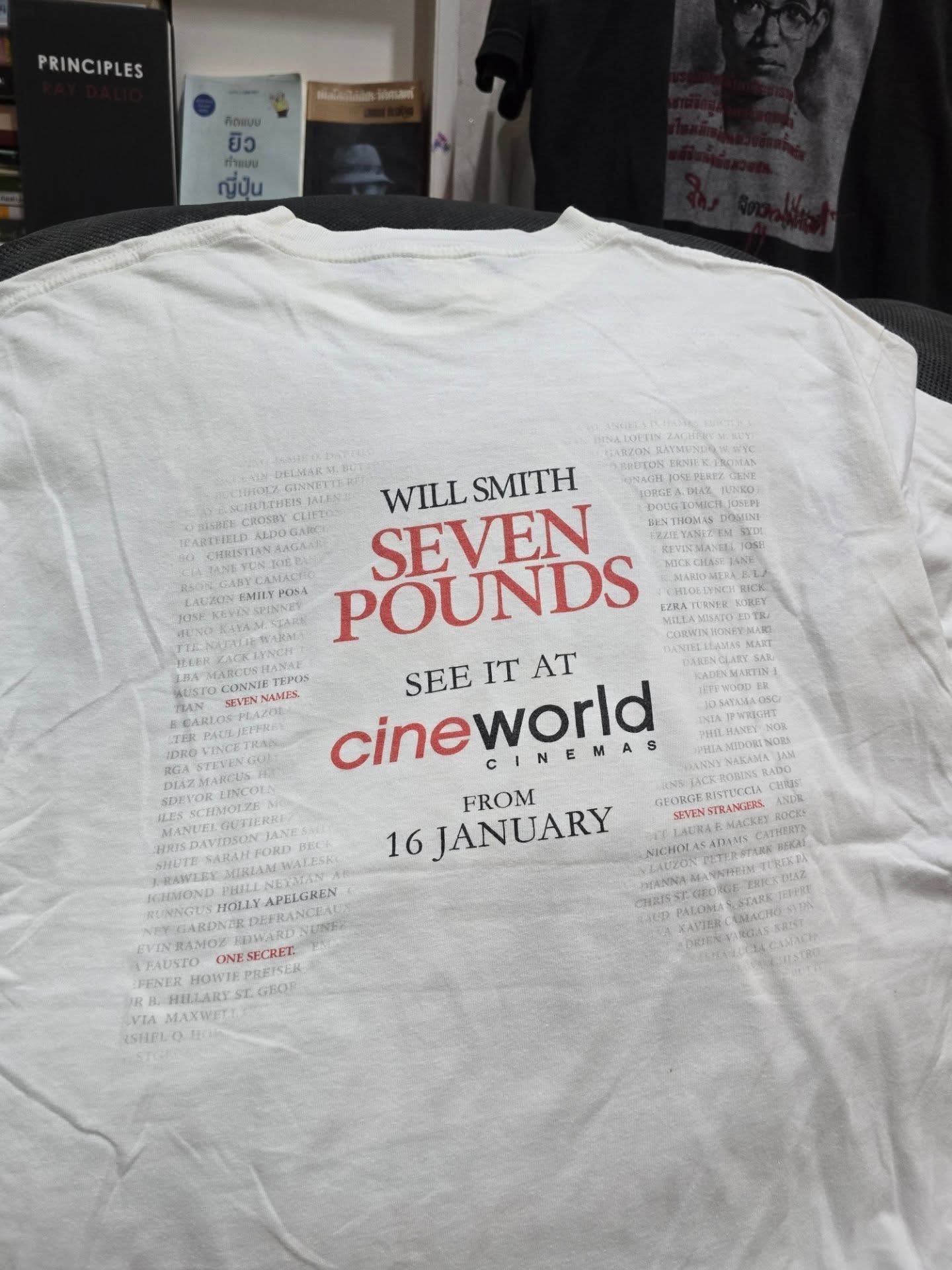 Vintage Original Seven Pounds, Will Smith 2009 T-shirt Size US M / EU 48-50 / 2 - 4 Thumbnail