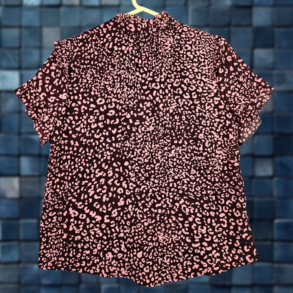 J.Crew J.CREW Women’s M Pink Black Leopard Print Short Sleeve Blouse Lightweight Top Shirt Adult M Multicolor Leopard Mens Womens Girls Size M / US 6-8 / IT 42-44 - 1 Thumbnail