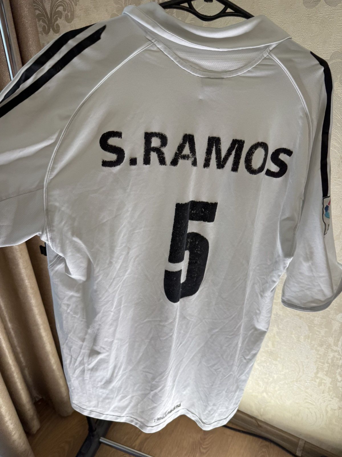 Adidas ✅2005 ADIDAS REAL MADRID JERSEY SERGIO RAMOS NUMBER 5✅ Size US L / EU 52-54 / 3 - 5 Thumbnail
