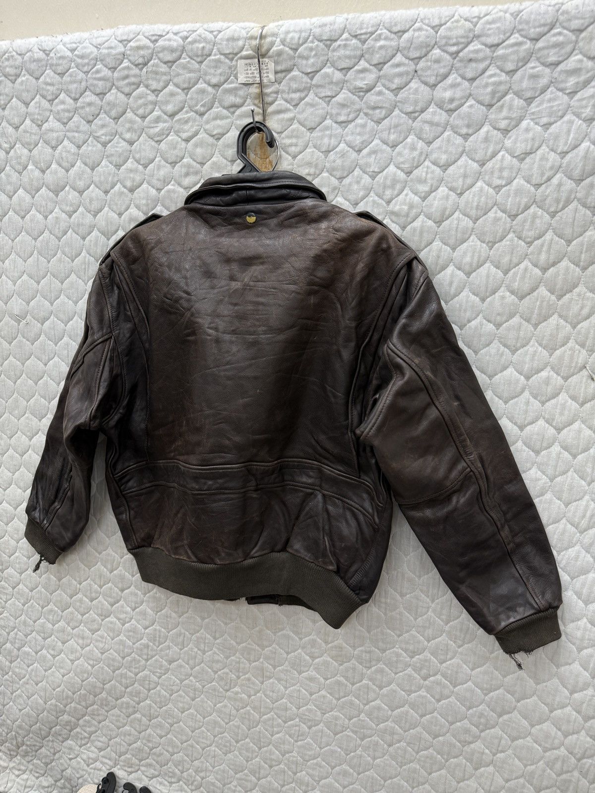 Genuine Leather 🔥🔥🔥ARCHIVE VTG A2 LEATHER FLIGHT JACKET Size US M / EU 48-50 / 2 - 5 Thumbnail