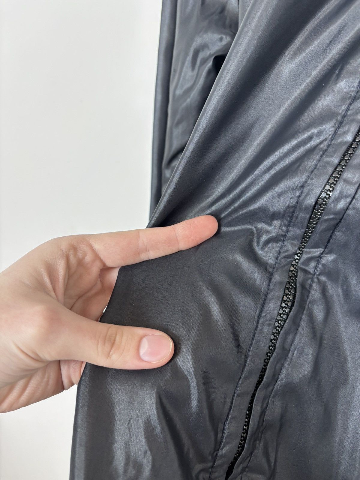 Emporio Armani Emporio Armani Beach Men’s Black Nylon Full Zip Jacket Size US L / EU 52-54 / 3 - 11 Thumbnail