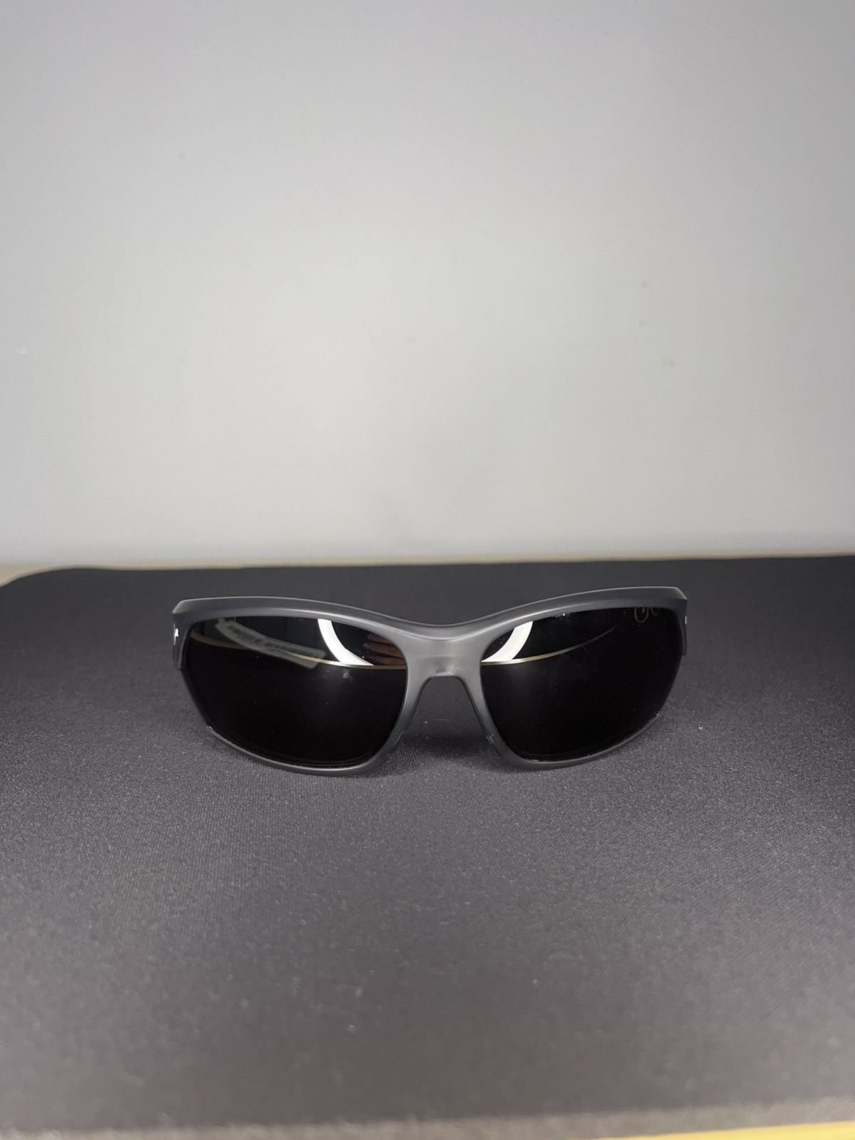 Puma Puma PE0001S 001 sunglasses dark grey and black Size ONE SIZE - 1 Thumbnail