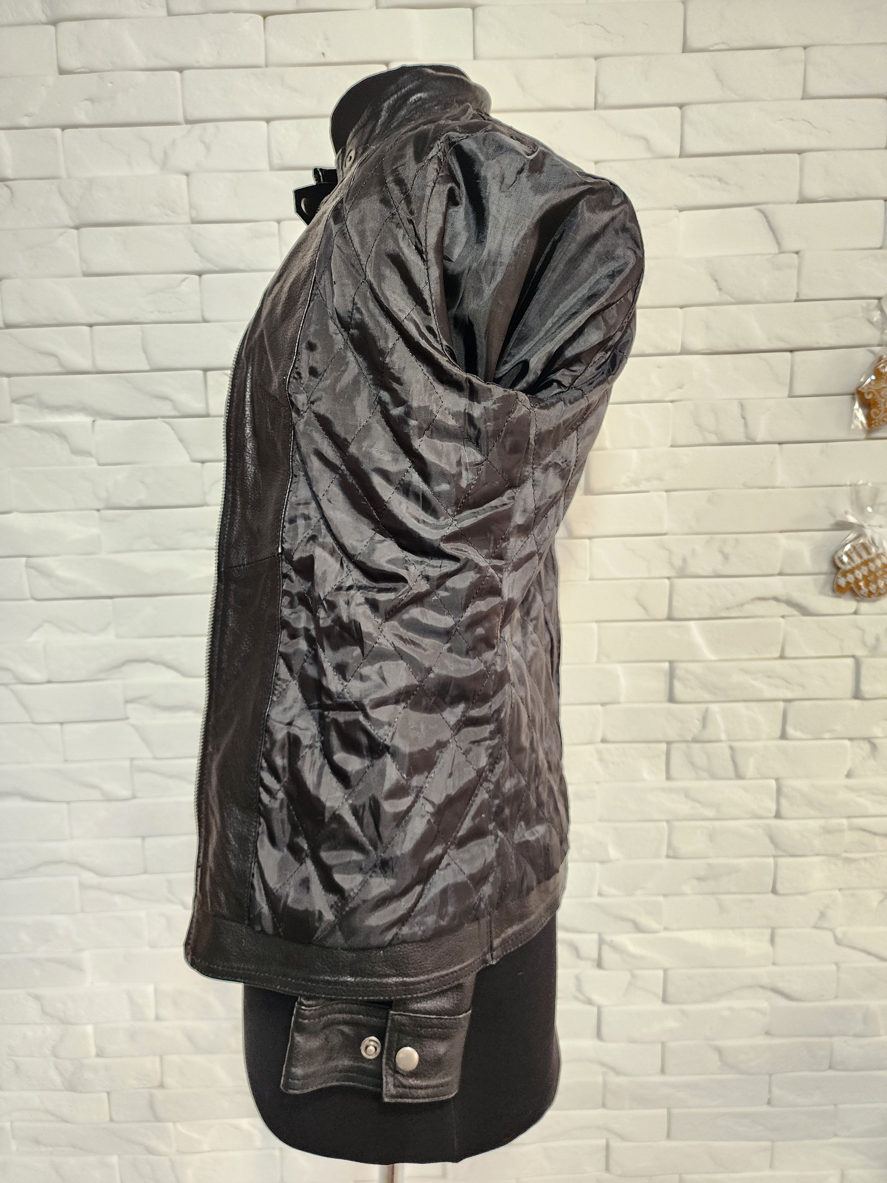 Other Black Leather Women's Jacket: Zippered Sport Style. Size XS / US 0-2 / IT 36-38 - 10 Thumbnail