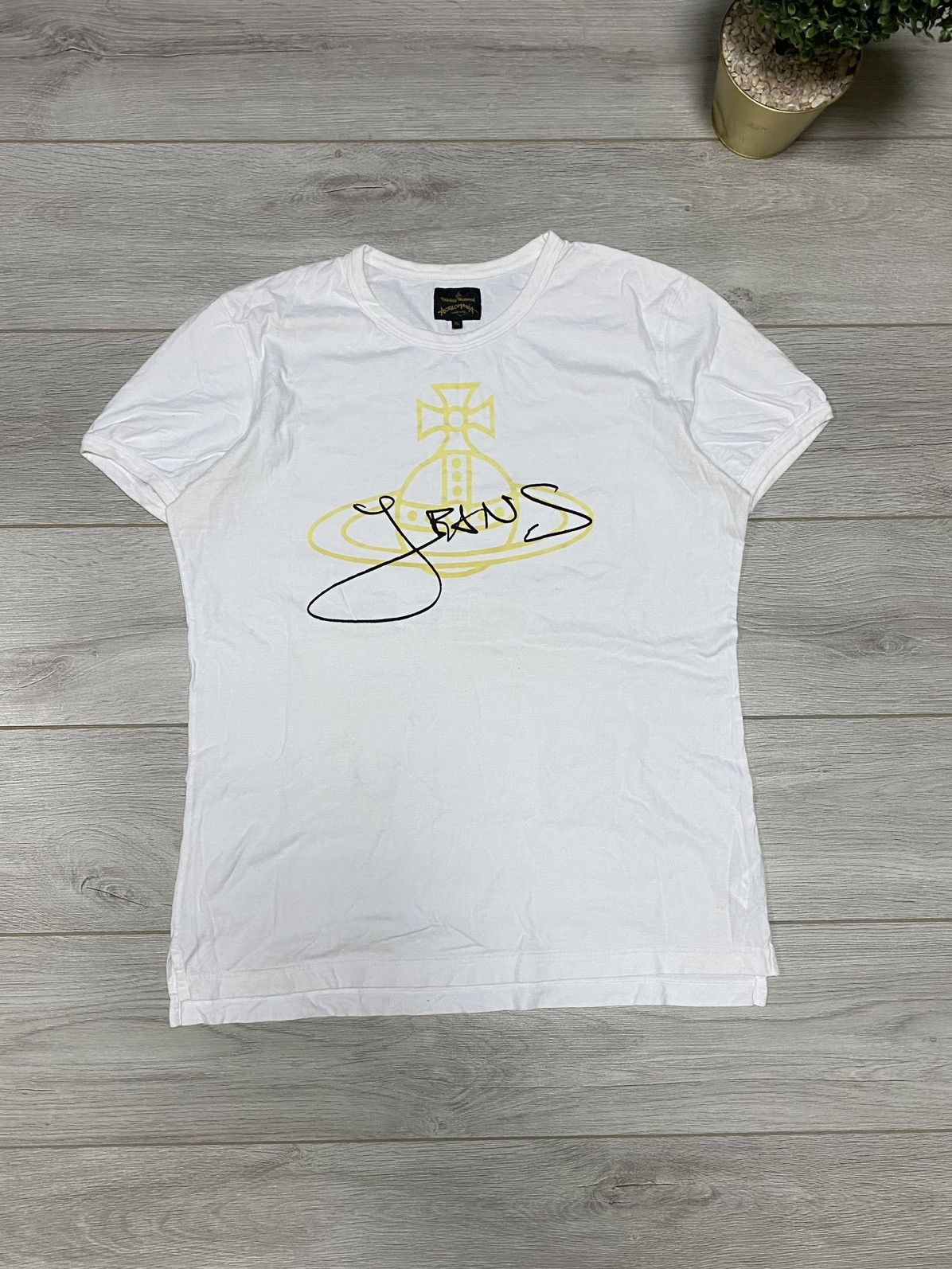 Vivienne Westwood Vivienne Westwood big gold foil jeans orb tee shirt Size US XL / EU 56 / 4 - 1 Thumbnail