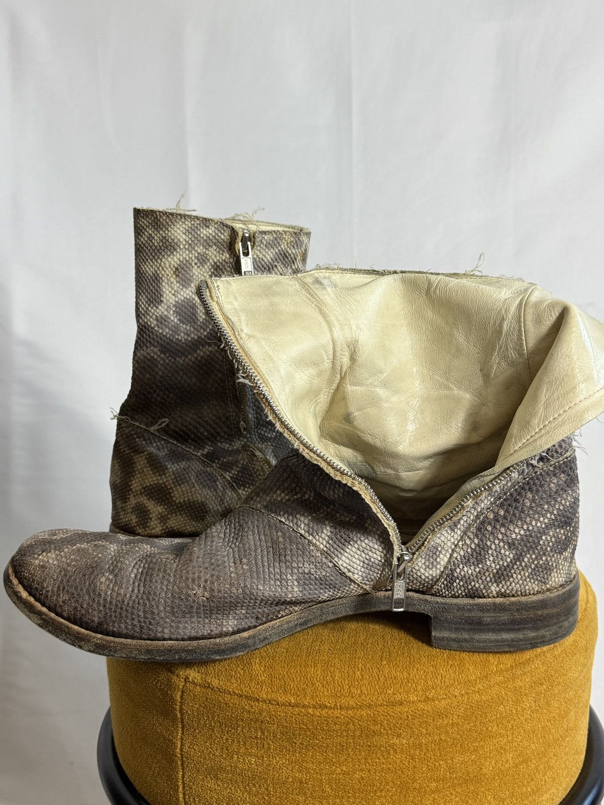 A1923 Augusta Lizard Leather Back Zip Boots Size US 9 / EU 42 - 7 Thumbnail
