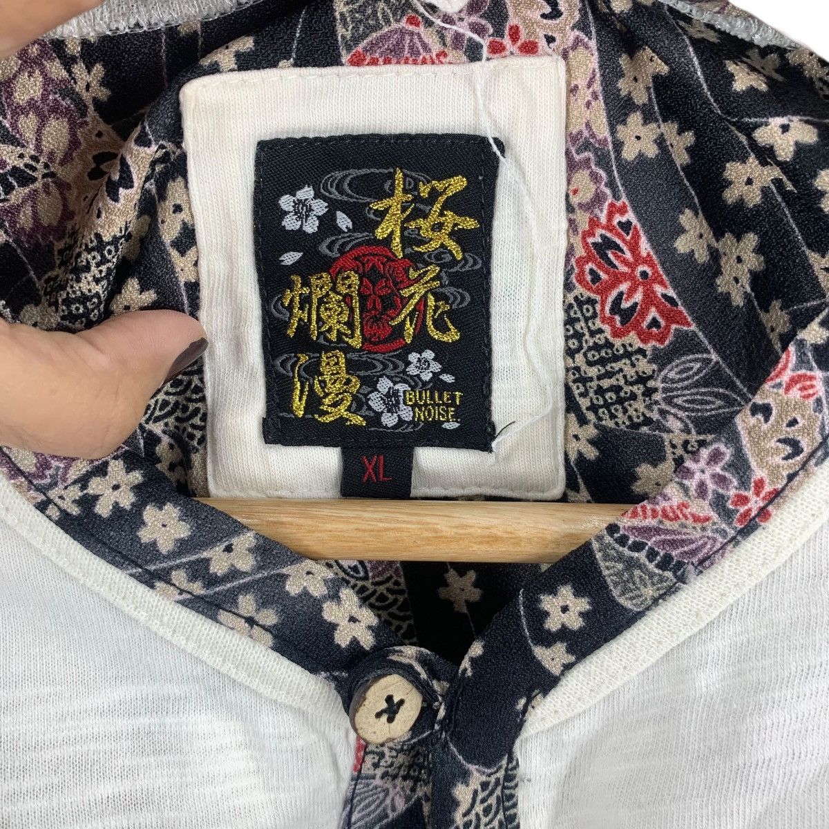 Vintage Vintage JAPAN MOON RABBIT Folklore Sakura Tee Shirt Top Size XL / US 12-14 / IT 48-50 - 7 Thumbnail