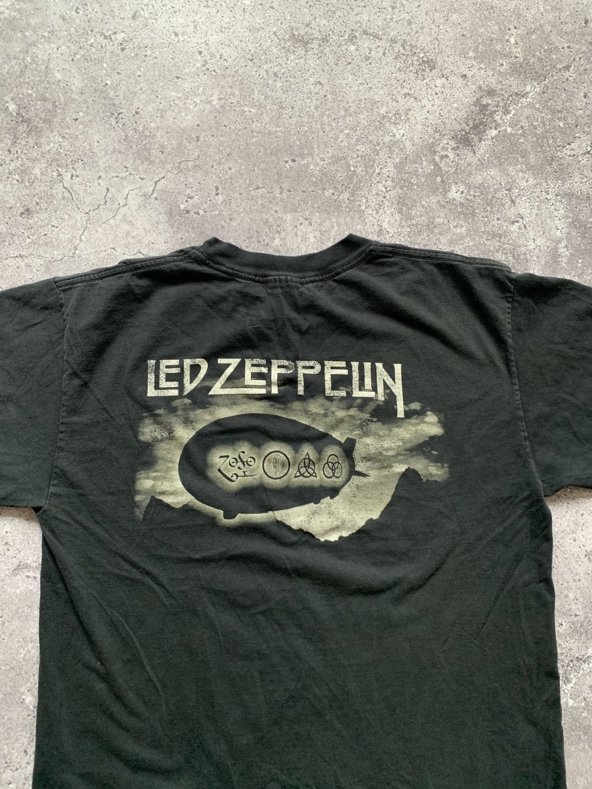 Band Tees 🔥VINTAGE LED ZEPPELIN ZOSO 90s T-SHIRT TEE Size US L / EU 52-54 / 3 - 6 Thumbnail