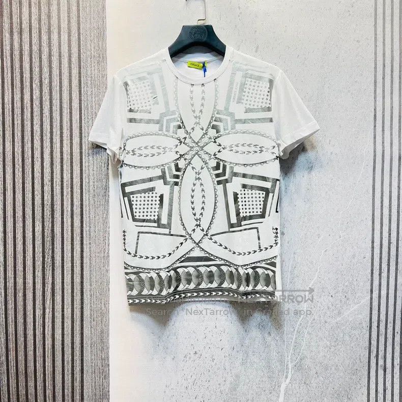 Versace Versace Men's short-sleeved T-shirt Size US S / EU 44-46 / 1 - 1 Thumbnail