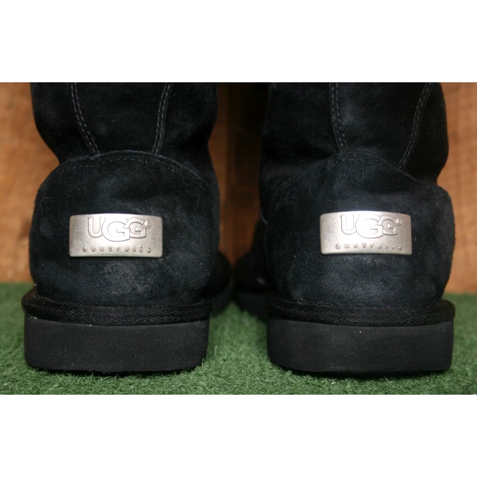 Ugg UGG Montclair Black Suede Sheepskin Shearling Cuff Lined Winter Boots Sz. 9 Women Subtle Signs Of Wear Leather Uppers Boots Mens Womens Girls? Size US 8 / IT 38 - 5 Thumbnail