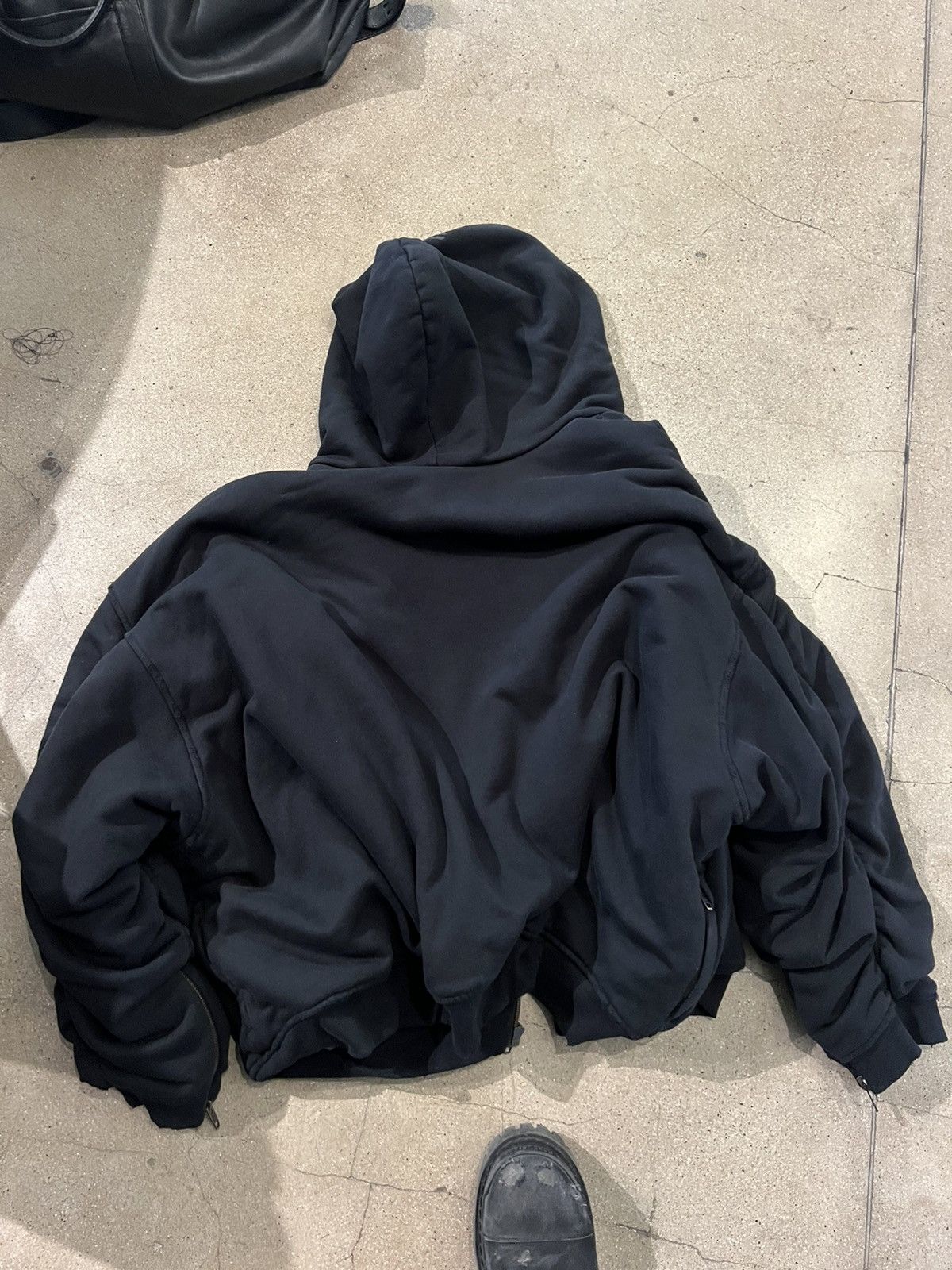 Balenciaga Balenciaga lined hooded fleece bomber Size US XL / EU 56 / 4 - 5 Thumbnail