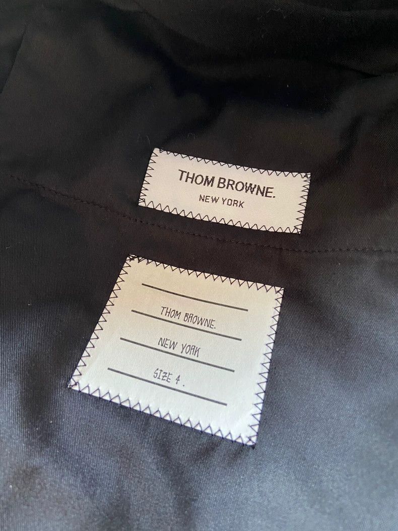 Thom Browne Thom Browne size4 Woolen gold-knuckled shorts Size US 28 / EU 44 - 6 Thumbnail