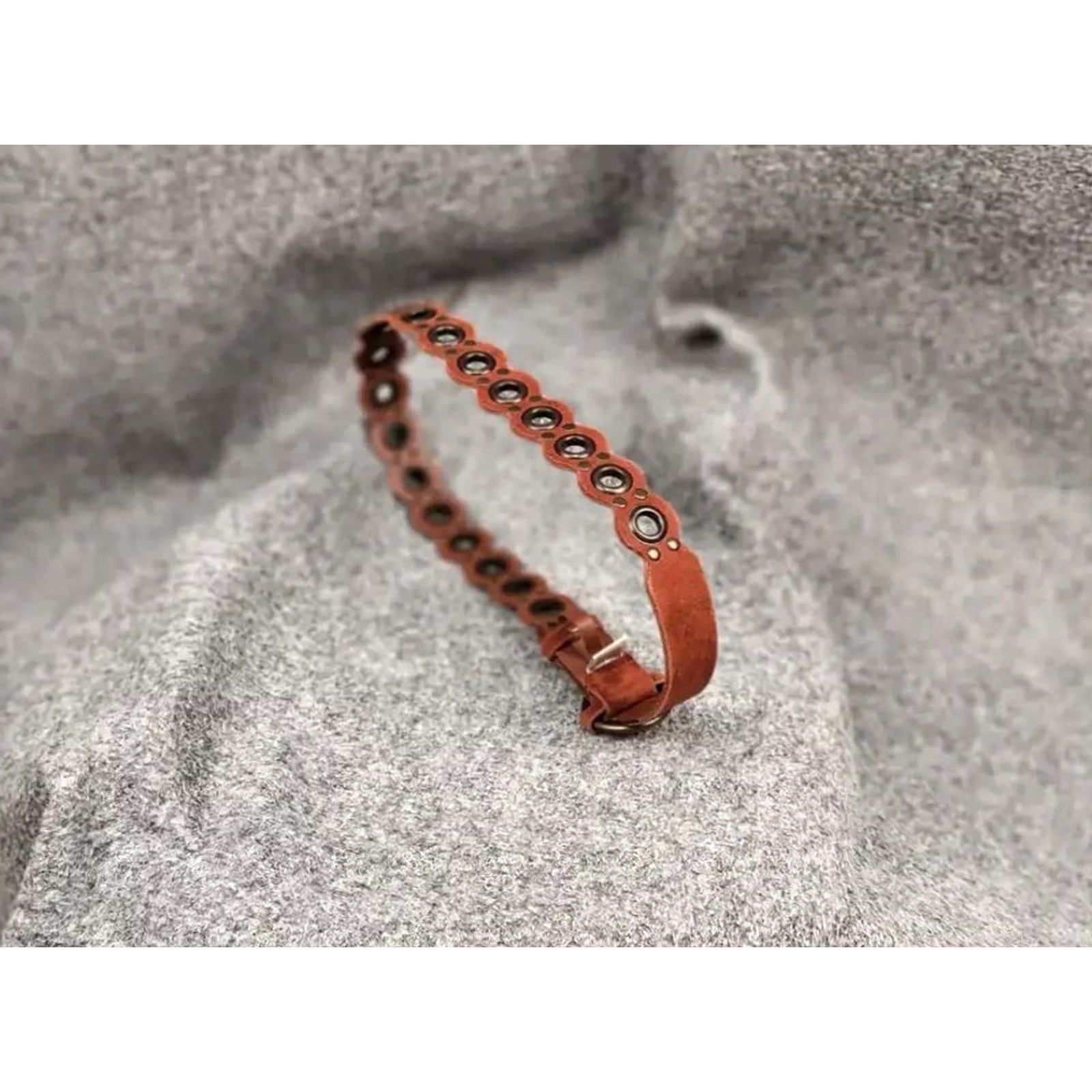 Vintage VINTAGE Dolce & Gabbana Perforations Leather Belt Women Regular Size S Brown 90s Adjustable Belt Size ONE SIZE - 7 Thumbnail