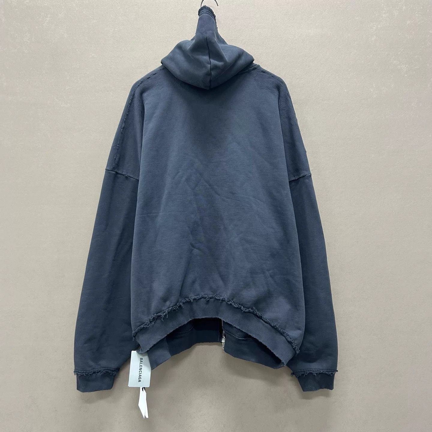 Balenciaga Balenciaga CIAO BELLO Distressed Logo Zipper Hoodie M Size M / US 6-8 / IT 42-44 - 2 Thumbnail