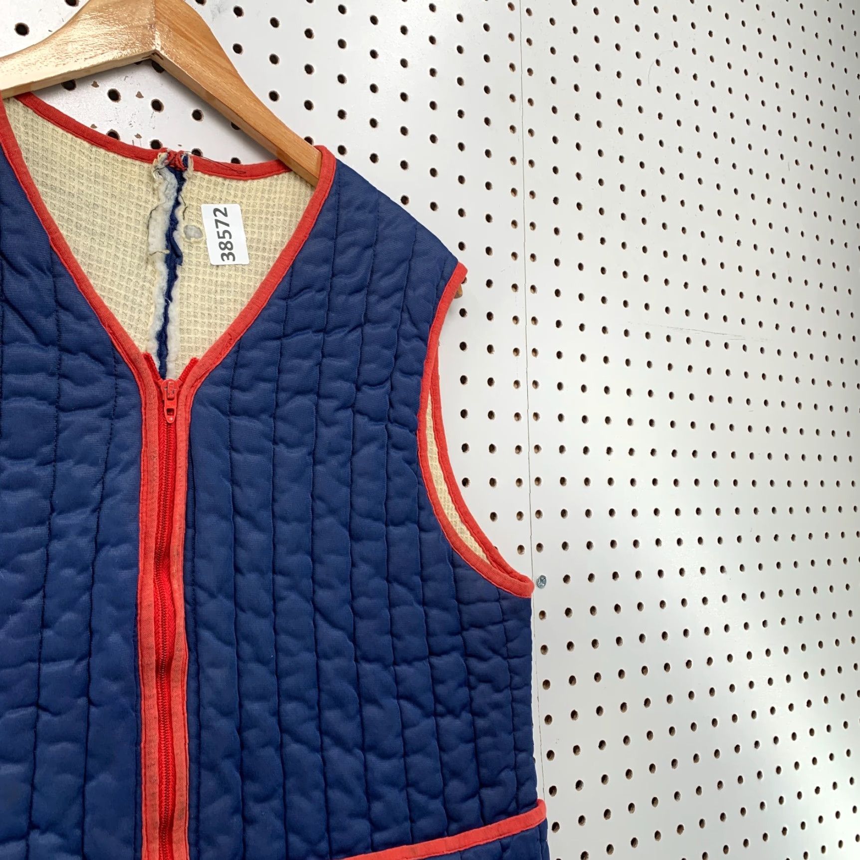 Vintage VINTAGE Quilted Thermal Lined Vest Mens Medium Blue Sleeveless Talon Zip USA Size US M / EU 48-50 / 2 - 4 Thumbnail
