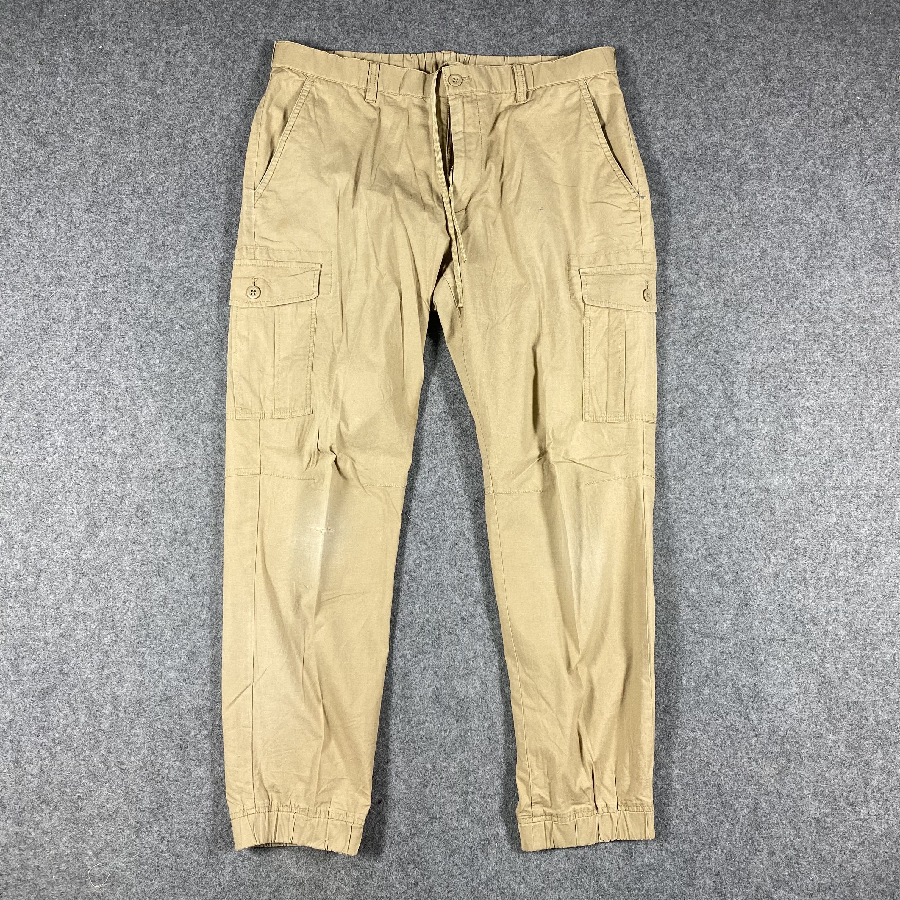 Uniqlo Japanese Brand Uniqlo Multipocket Tactical Cargo Pants Size US 32 / EU 48 - 1 Thumbnail