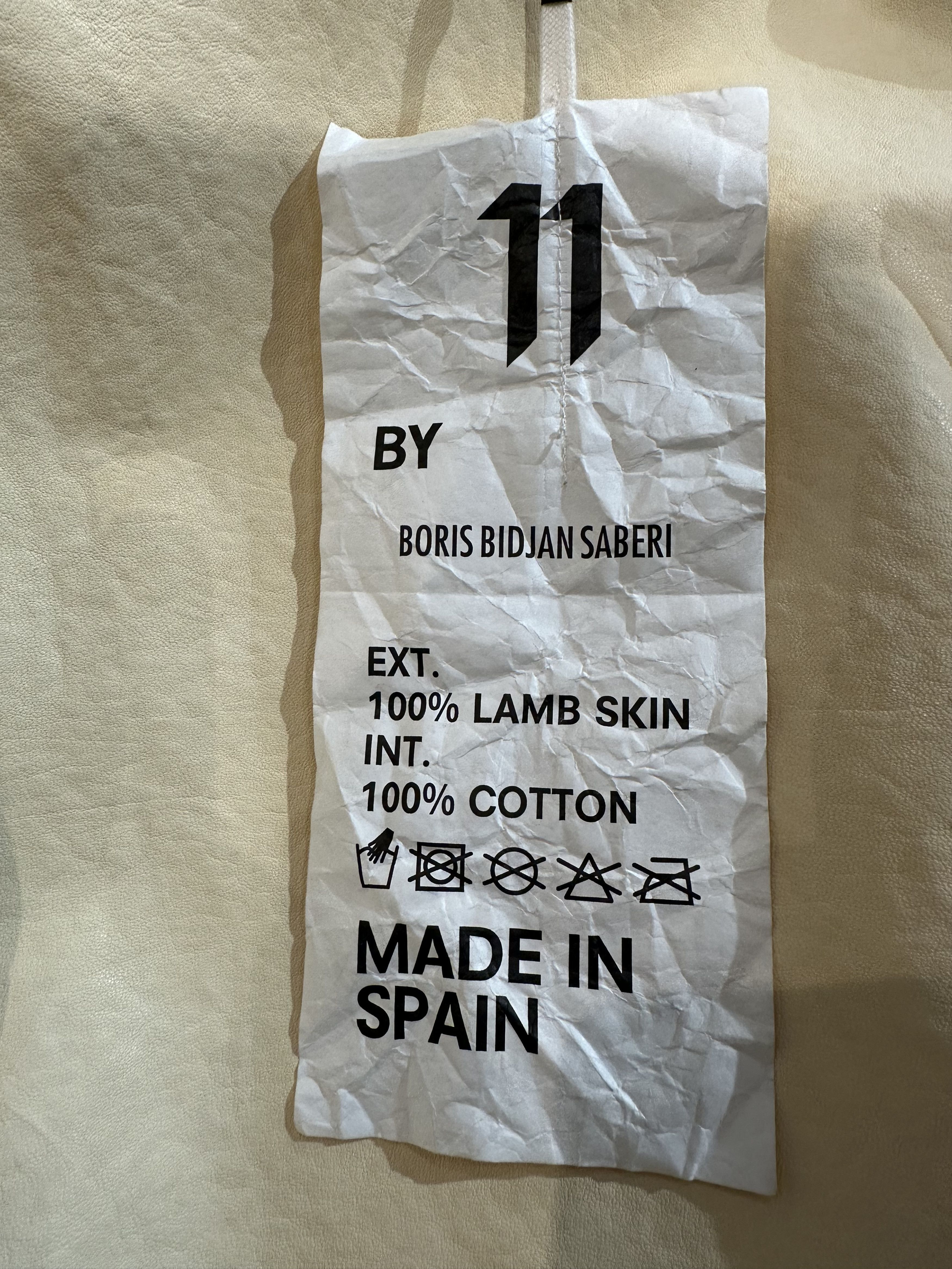 11 By Boris Bidjan Saberi 11 by Boris Bidjan Saberi - White Lambskin Bomber Jacket Size US M / EU 48-50 / 2 - 7 Thumbnail
