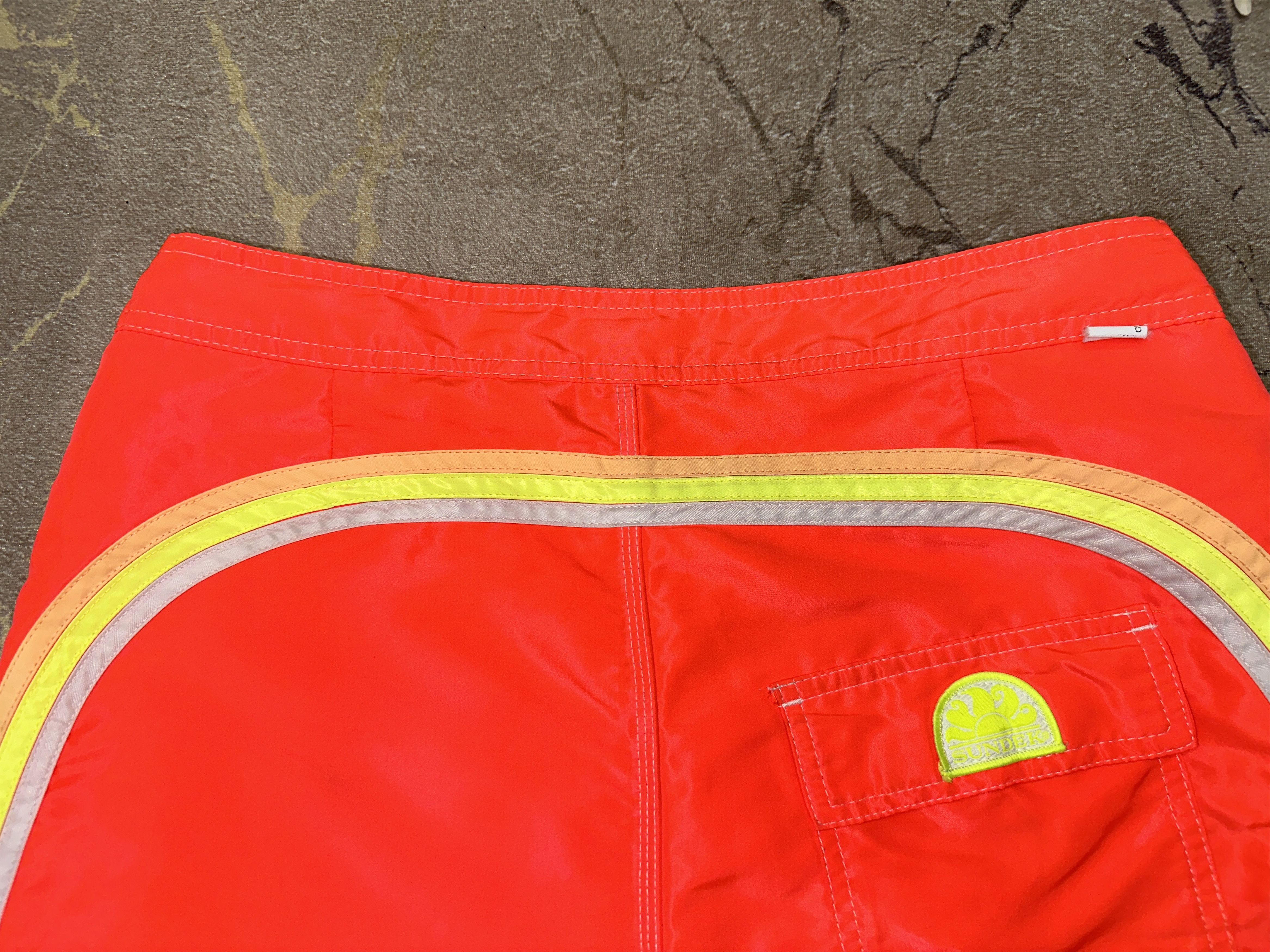 Sundek Sundek 31 Beach Swim Shorts Trunks Bathing Suit Size 31 S Size US 31 - 2 Thumbnail