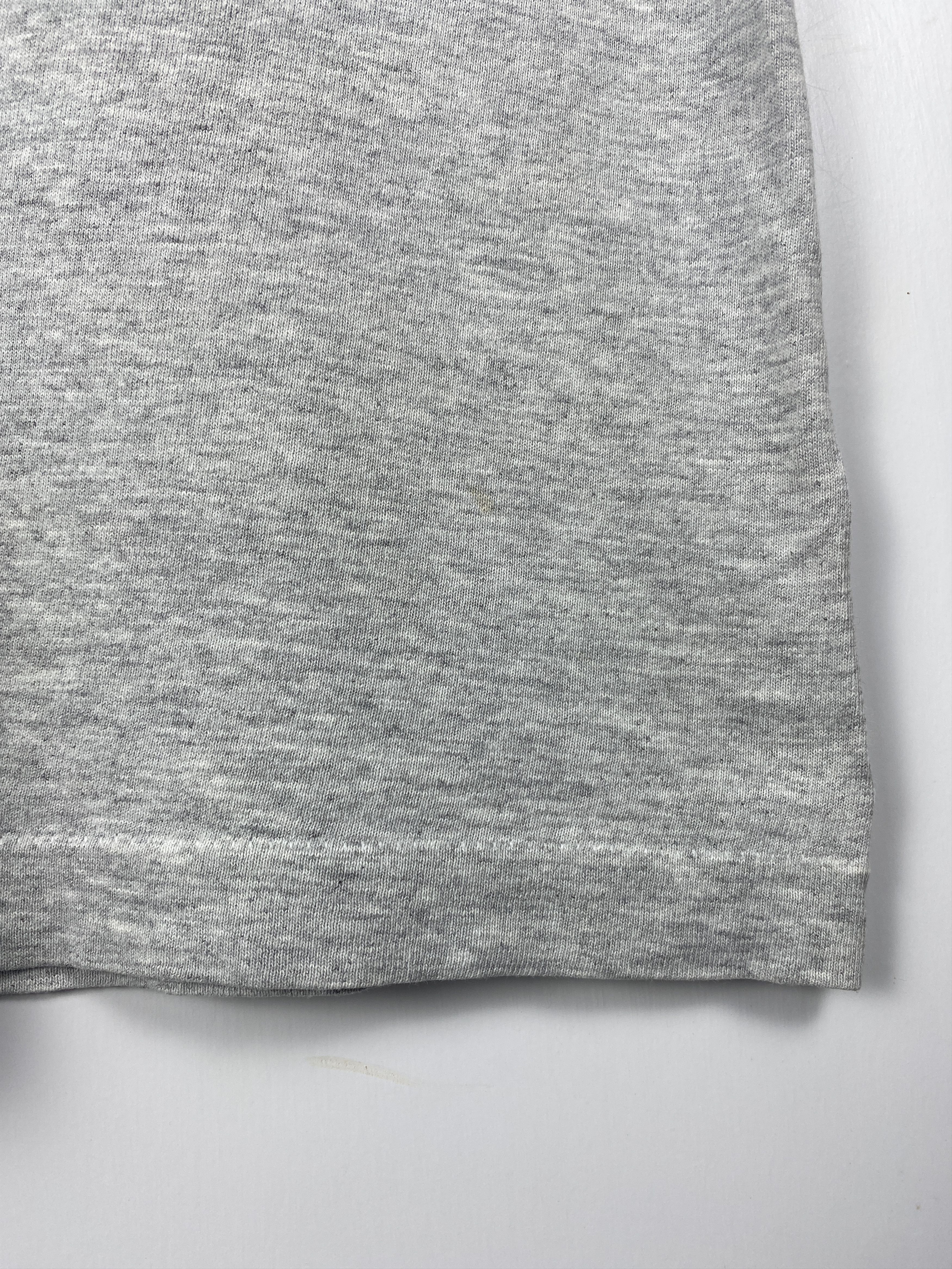 Vintage Vintage Paul Bristor London Made In E.E.C. Tee T0004 Size US L / EU 52-54 / 3 - 7 Thumbnail