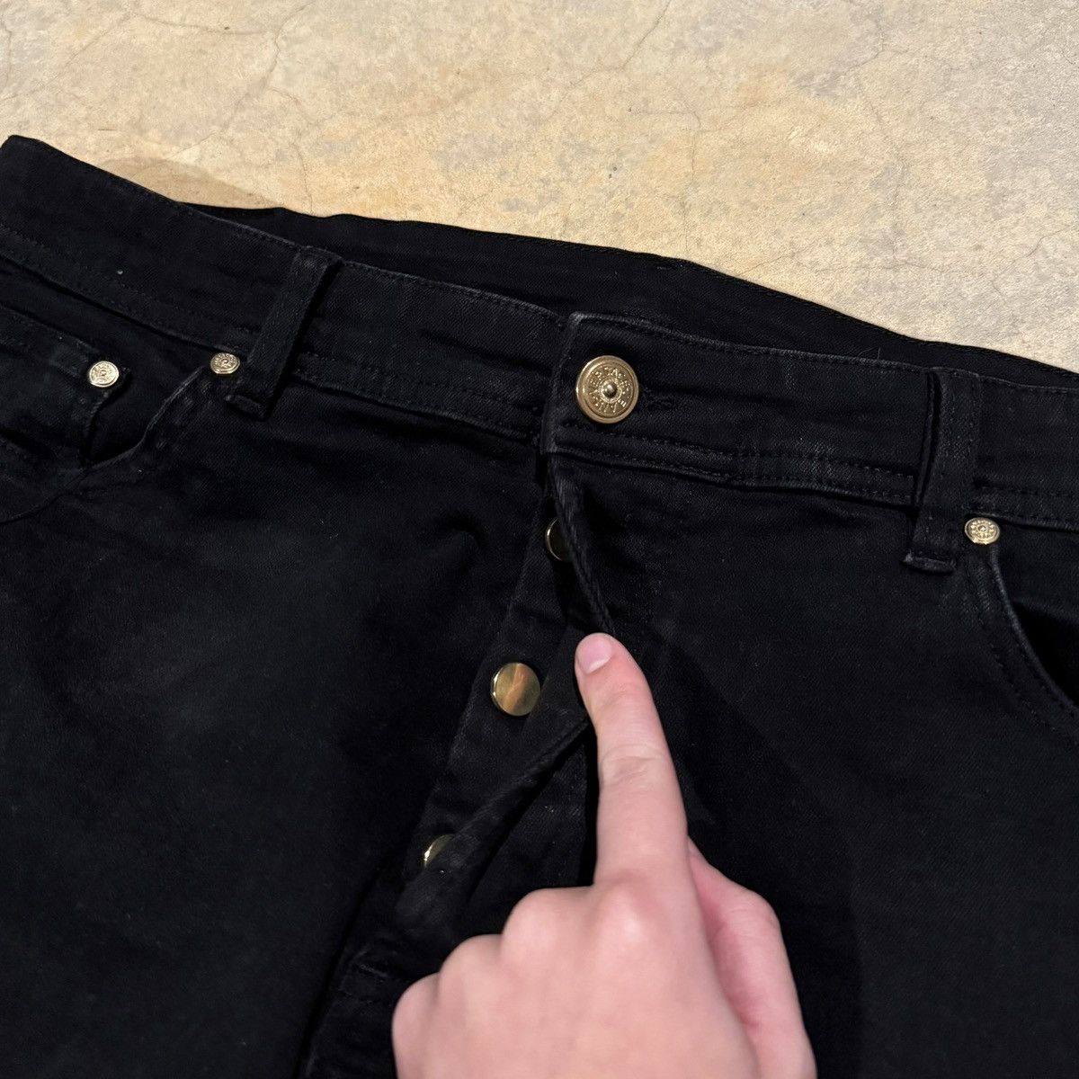 Versace Jeans Couture Versace Jeans Couture Gold Logo Piece Number Slim Fit Denim Size US 38 / EU 54 - 9 Thumbnail