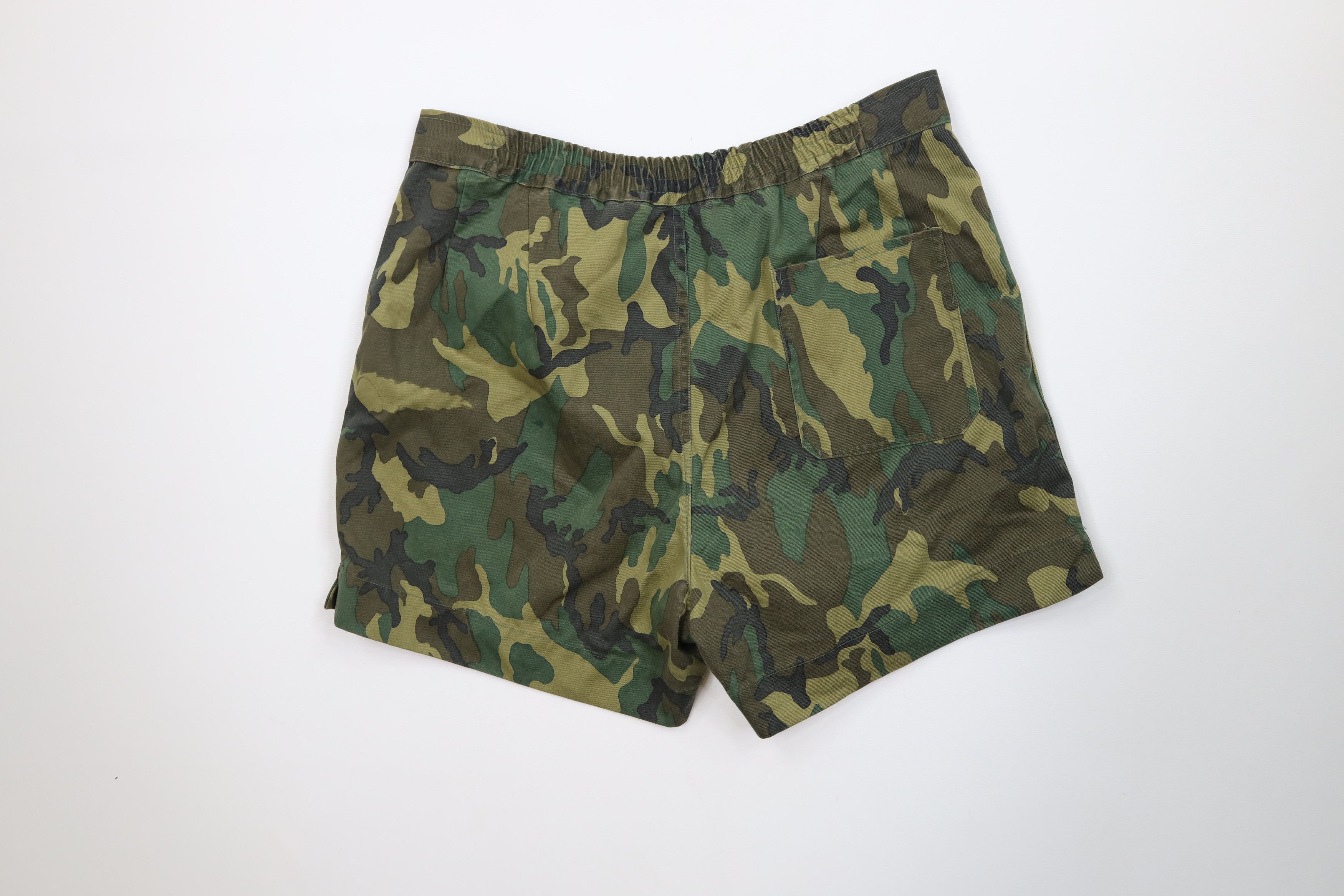 Vintage Vintage 70s Streetwear Camouflage Above Knee Shorts USA Size US 34 / EU 50 - 8 Thumbnail