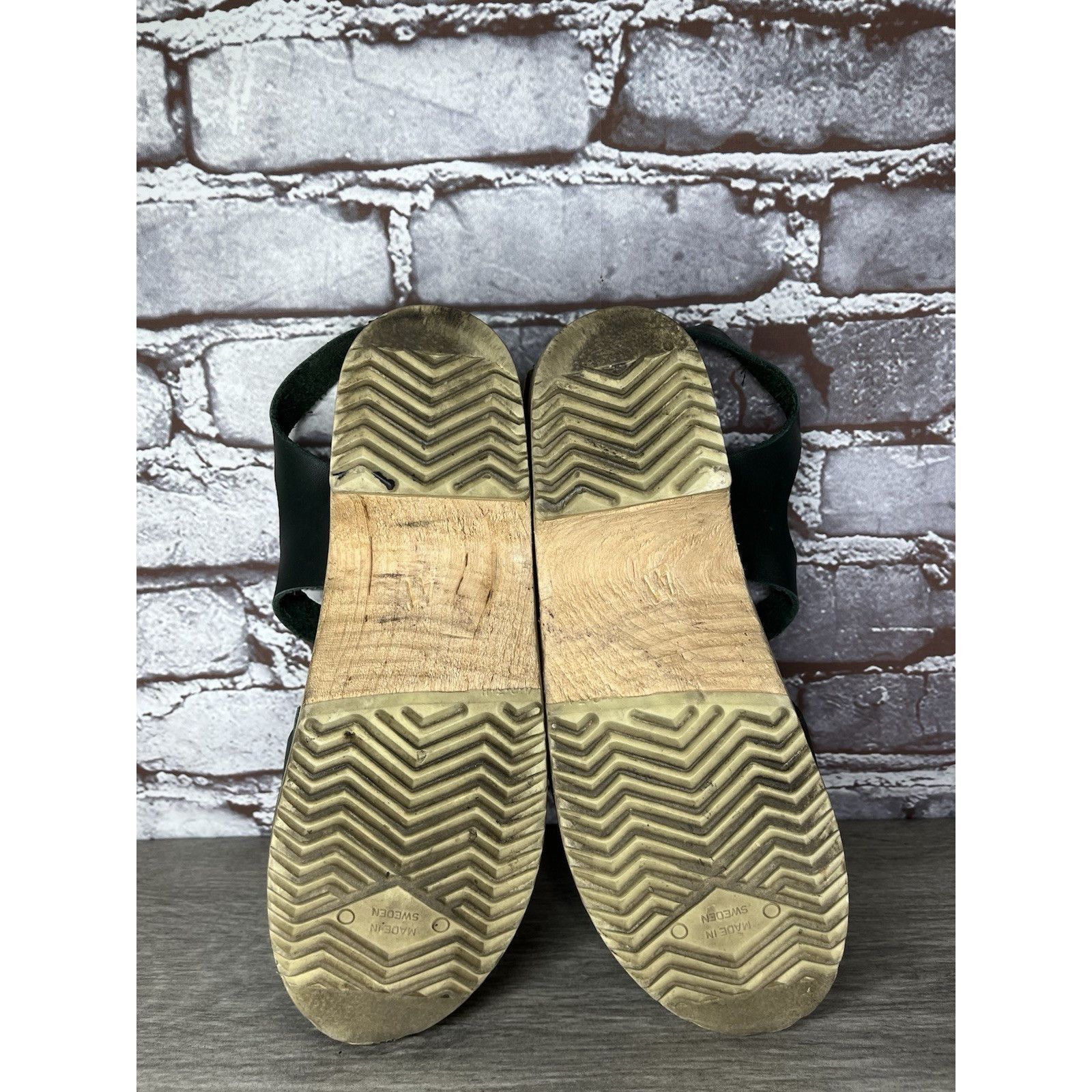Swedish Hasbeens Swedish Hasbeens Black Leather T-Strap Wooden Clogs Shoes Wo Size US 10.5 / IT 40.5 - 16 Thumbnail
