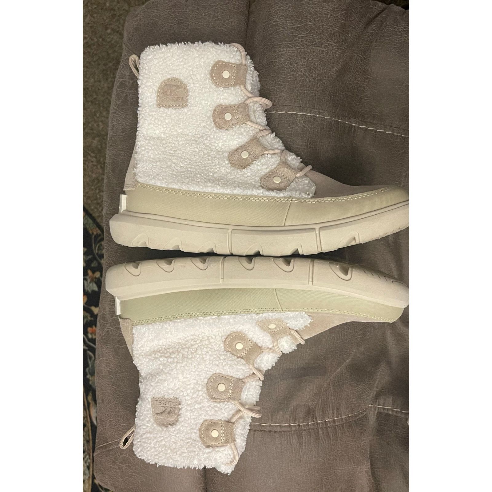 SOREL Sorel Women’s Cream Gray Explorer II Joan Cozy Boots 9.5 Size US 9.5 / IT 39.5 - 9 Thumbnail
