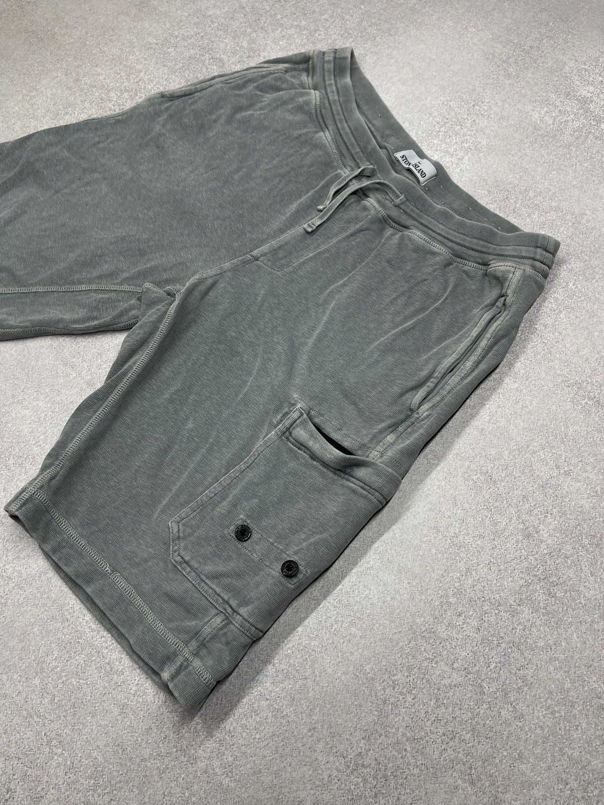 Stone Island Mens Stone Island Mustard 2015 Grey Cargo Shorts Size L Size US 34 / EU 50 - 3 Thumbnail