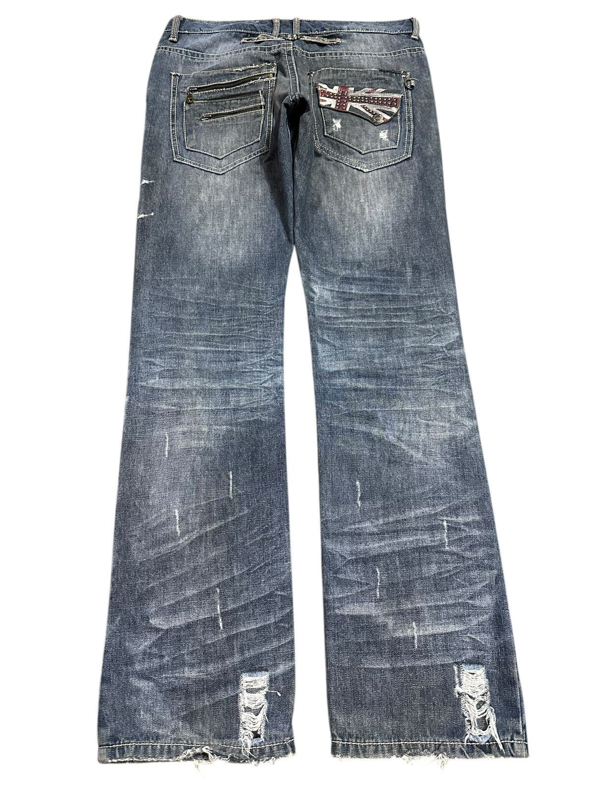 In The Attic Vintage Japan In The Attic Blue Wash Distressed Jeans Size US 32 / EU 48 - 2 Thumbnail