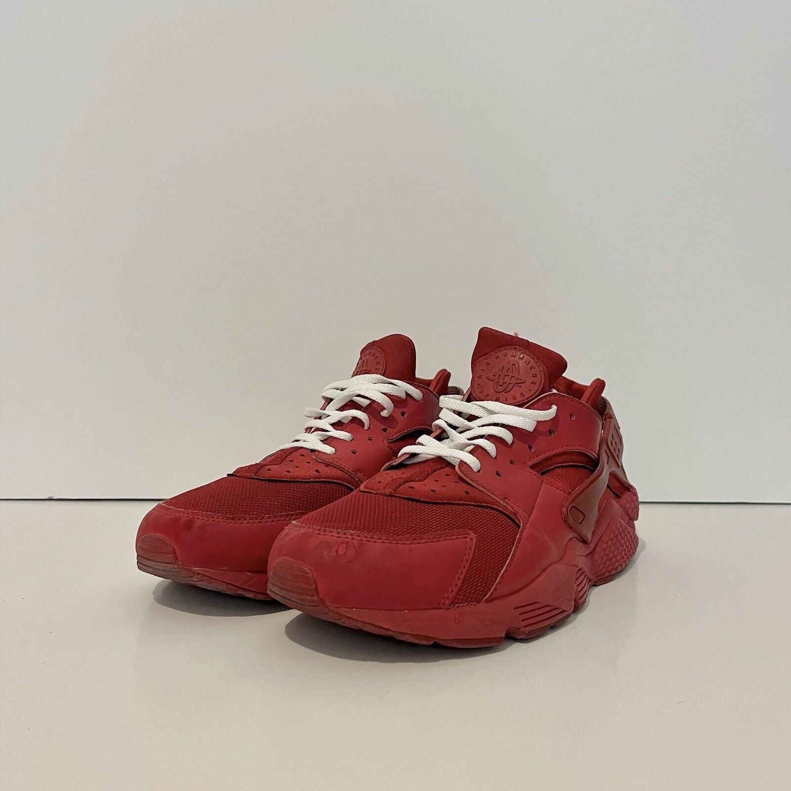 Nike 2015 Nike Air Huarache Triple Red 318429 660 Rare VTG Sz 9.5 Size US 9.5 / EU 42-43 - 2 Thumbnail