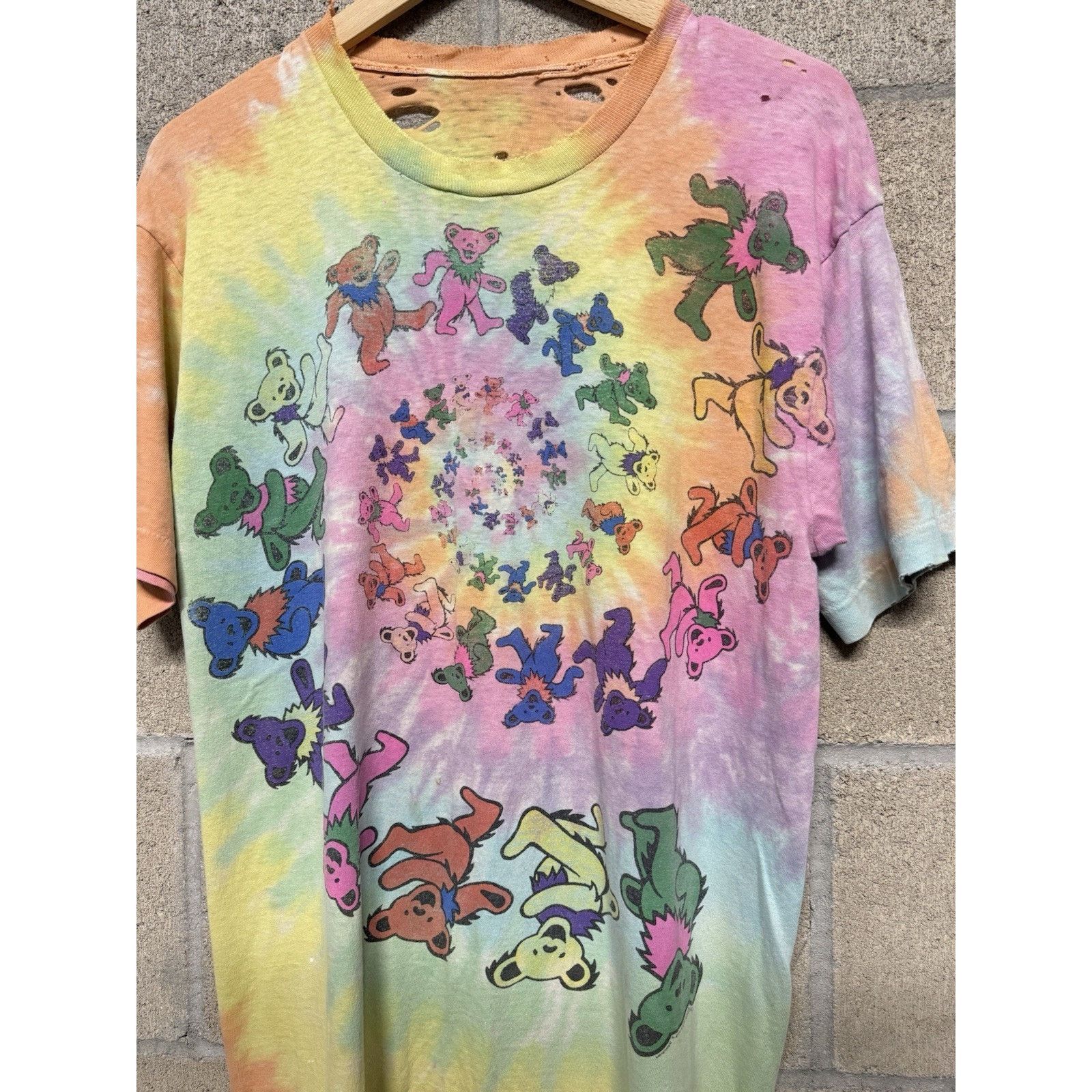 Grateful Dead Vtg 90s Grateful Dead bear Spiral Tie Dye Shirt Distressed Size US M / EU 48-50 / 2 - 5 Thumbnail