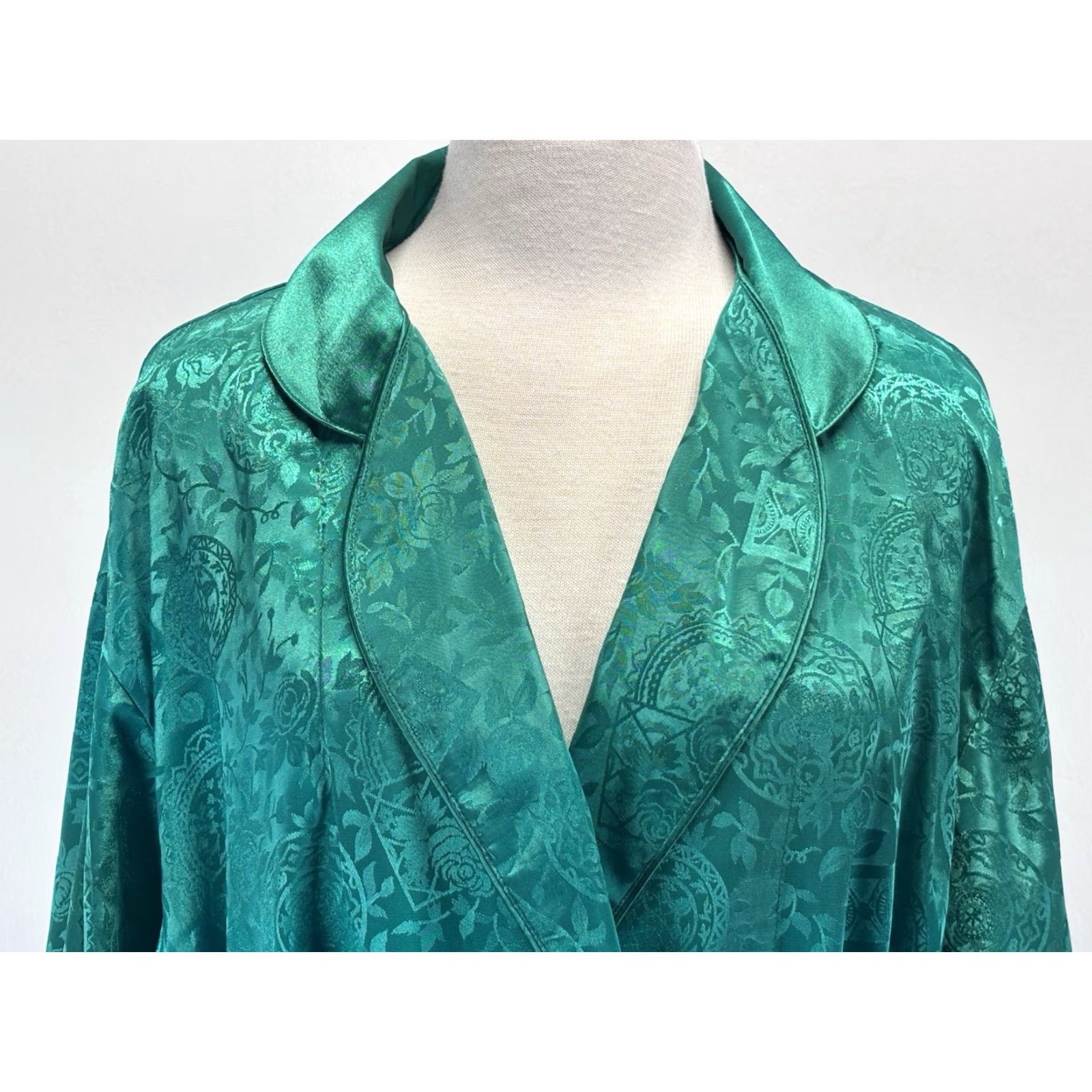 Victoria's Secret VINTAGE Victorias Secret Pajama Robe Set Women’s Sz Small Green 90s Gold Label Size ONE SIZE - 7 Thumbnail