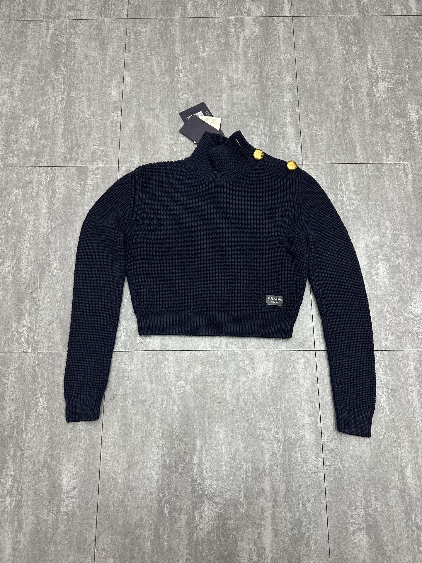 Prada Prada Wool Cropped Gold Sweater S Women Size S / US 4 / IT 40 - 1 Thumbnail