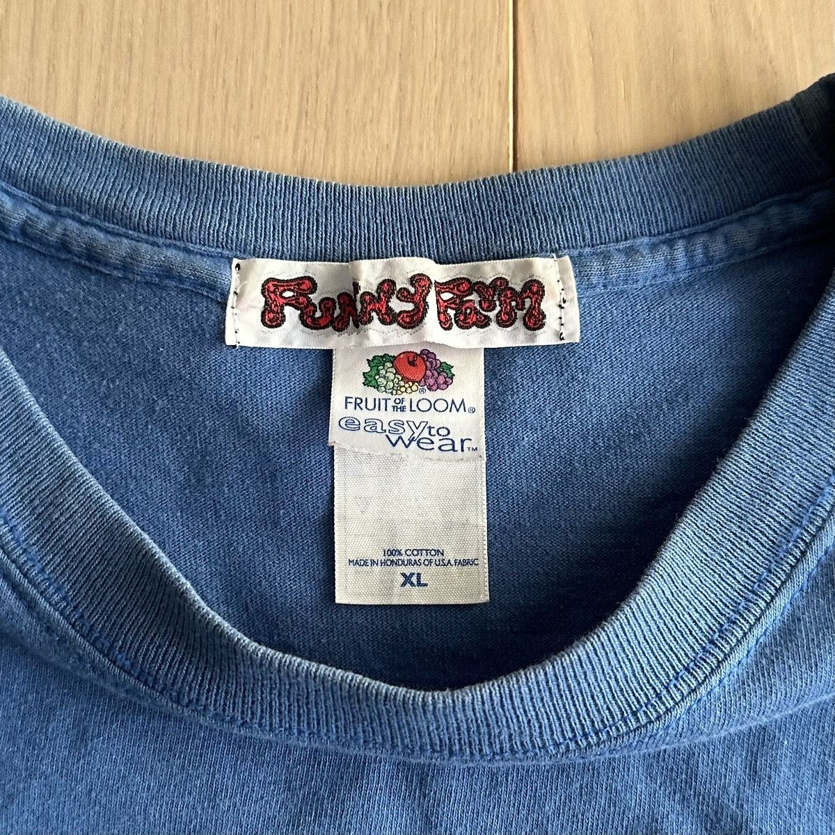 Japanese Brand Funny Farm 1990s Tattoo Print T-Shirt Size US XL / EU 56 / 4 - 3 Thumbnail