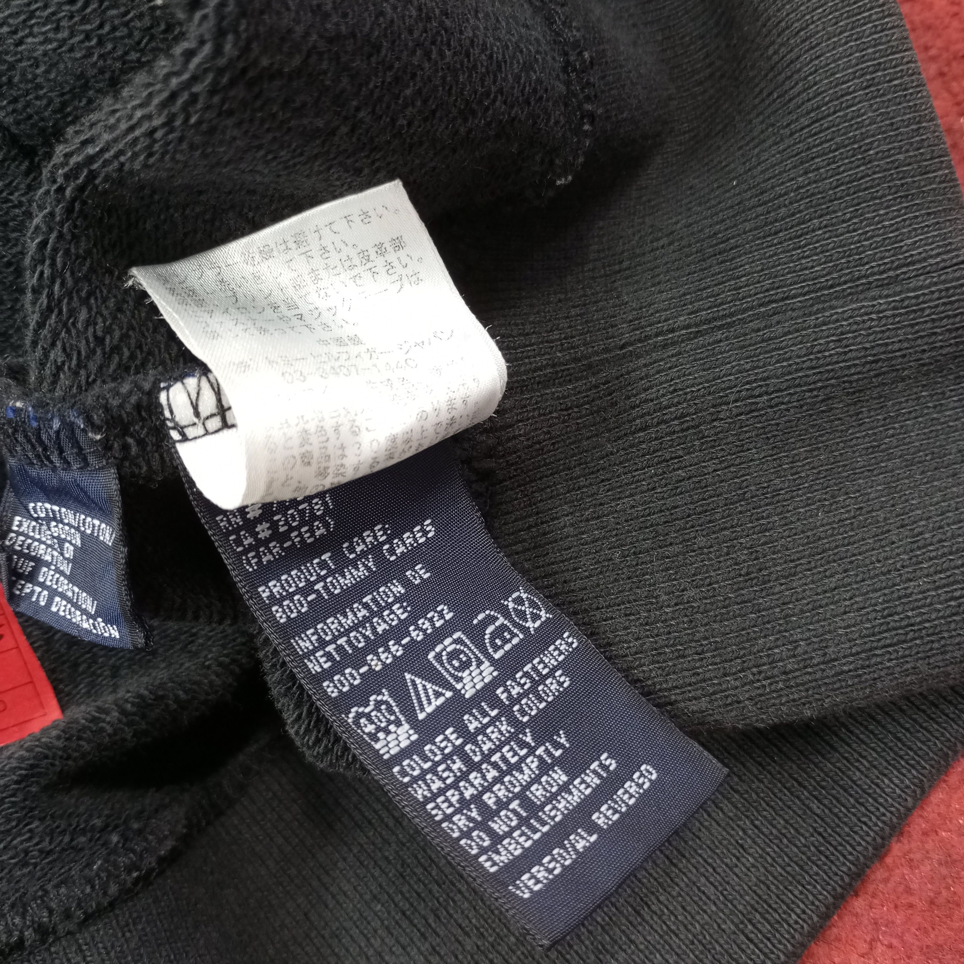 Tommy Hilfiger Tommy Hilfiger Spellout Design Sweater Jacket c255n11 Size US XL / EU 56 / 4 - 11 Thumbnail