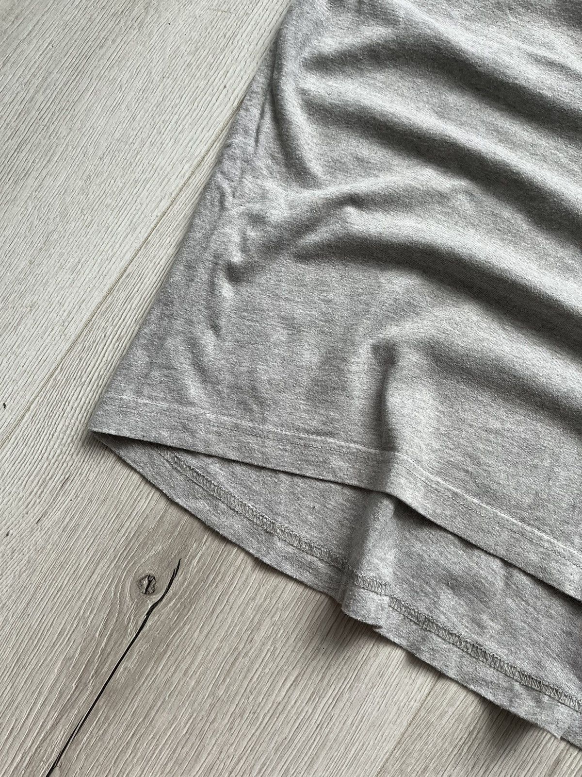 Universal Works × Vintage Universal Works Crazy Chest Pocket Asymmetrical Grey T Shirt Size US L / EU 52-54 / 3 - 4 Thumbnail