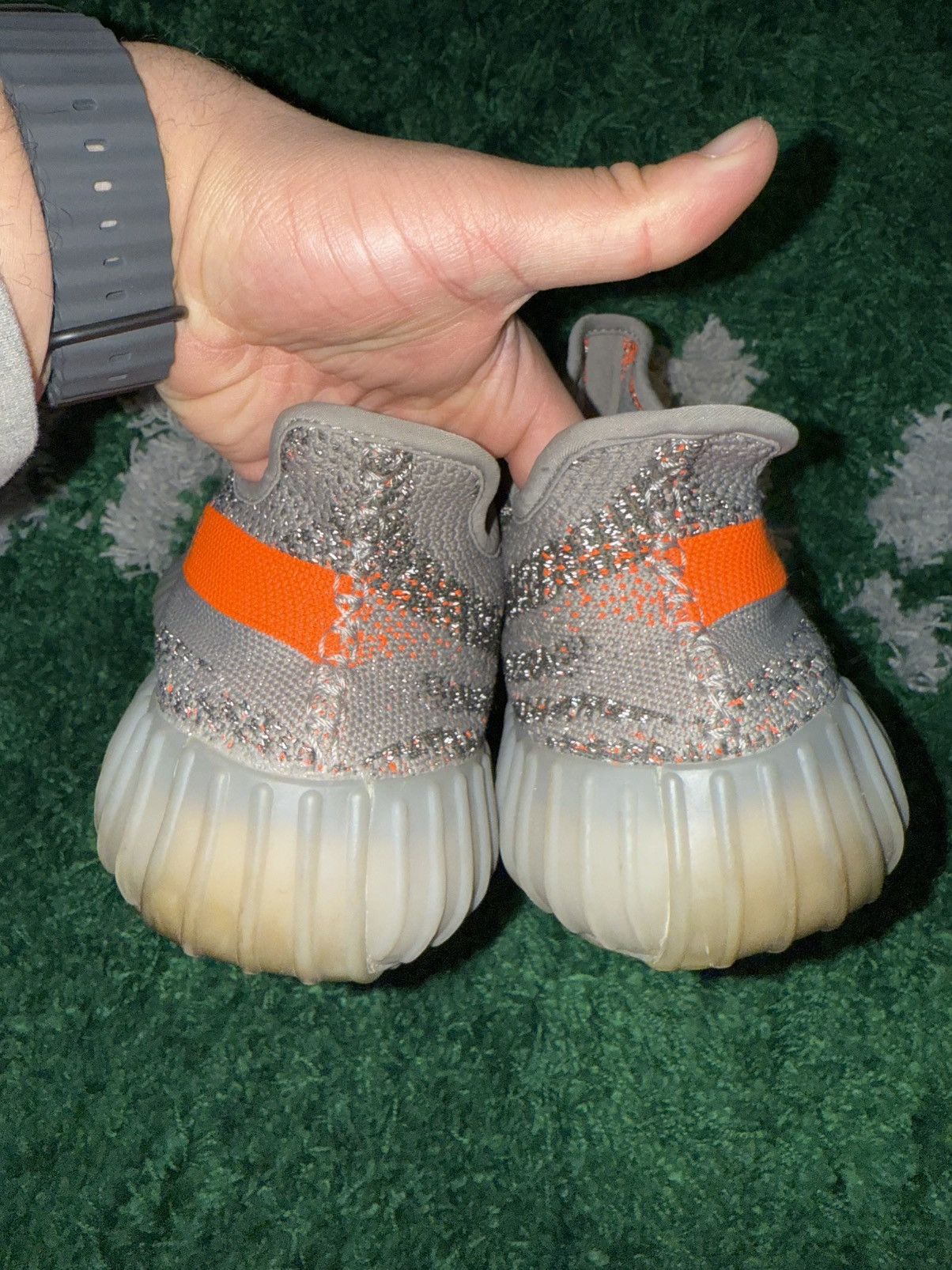 Adidas Yeezy 350 V2 Beluga Size US 11 / EU 44 - 4 Thumbnail