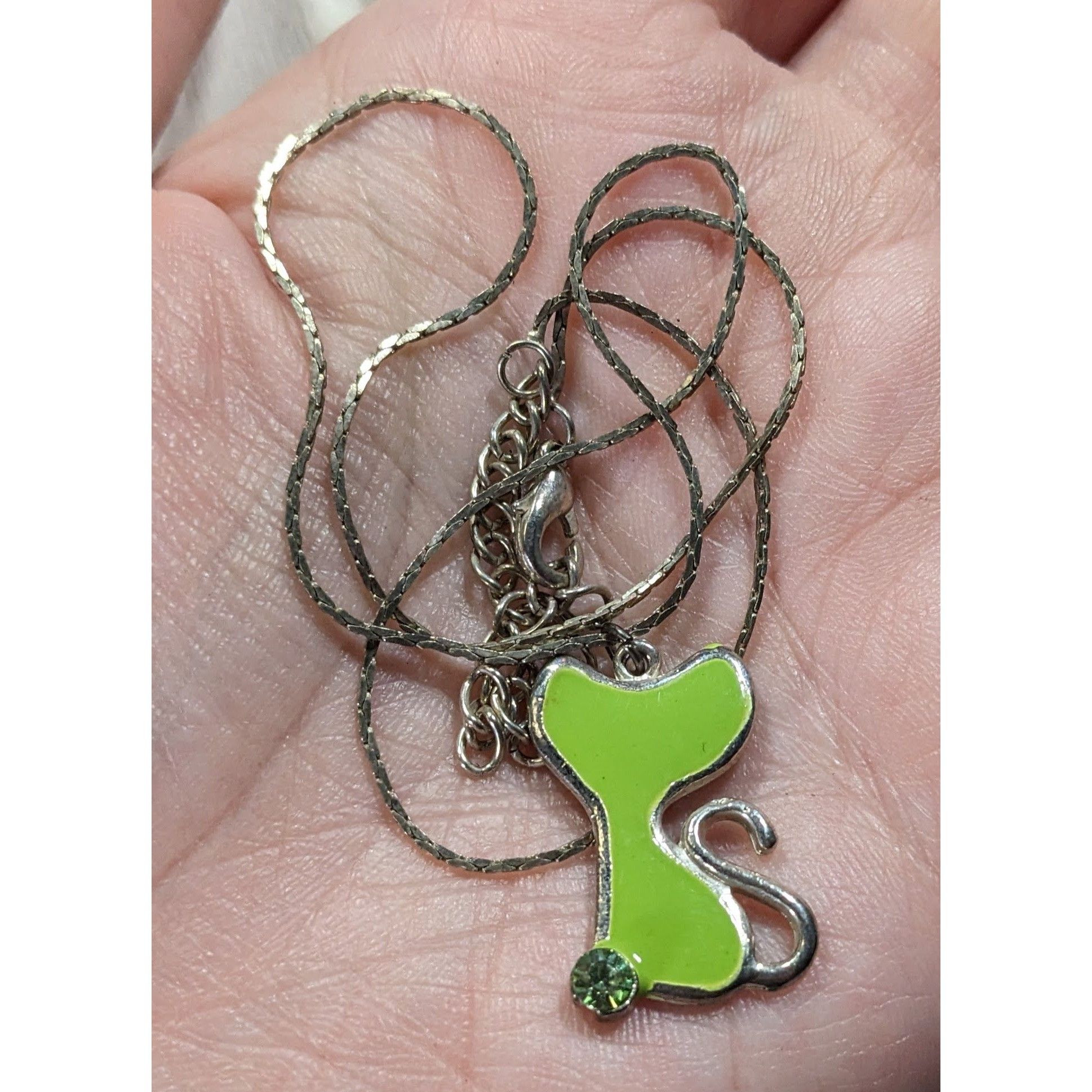 Other Retro Green Enamel Cat Pendant Necklace With Silver Tone Cha Size ONE SIZE - 5 Thumbnail