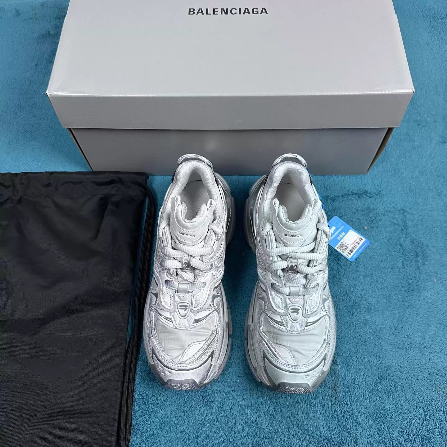 Balenciaga Balenciaga Runner 2.0 Logo Distressed Gray Silver EU38 Size US 7.5 / IT 37.5 - 1 Thumbnail