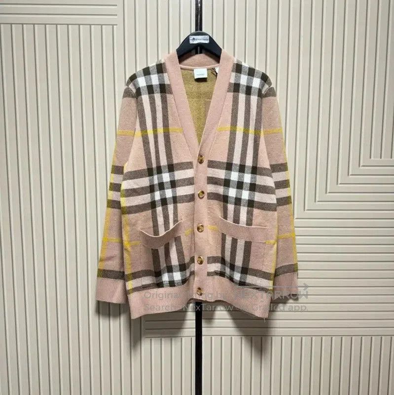 Burberry Burberry Men's Khaki Wool Logo Knit Sweater. Size US M / EU 48-50 / 2 - 1 Thumbnail