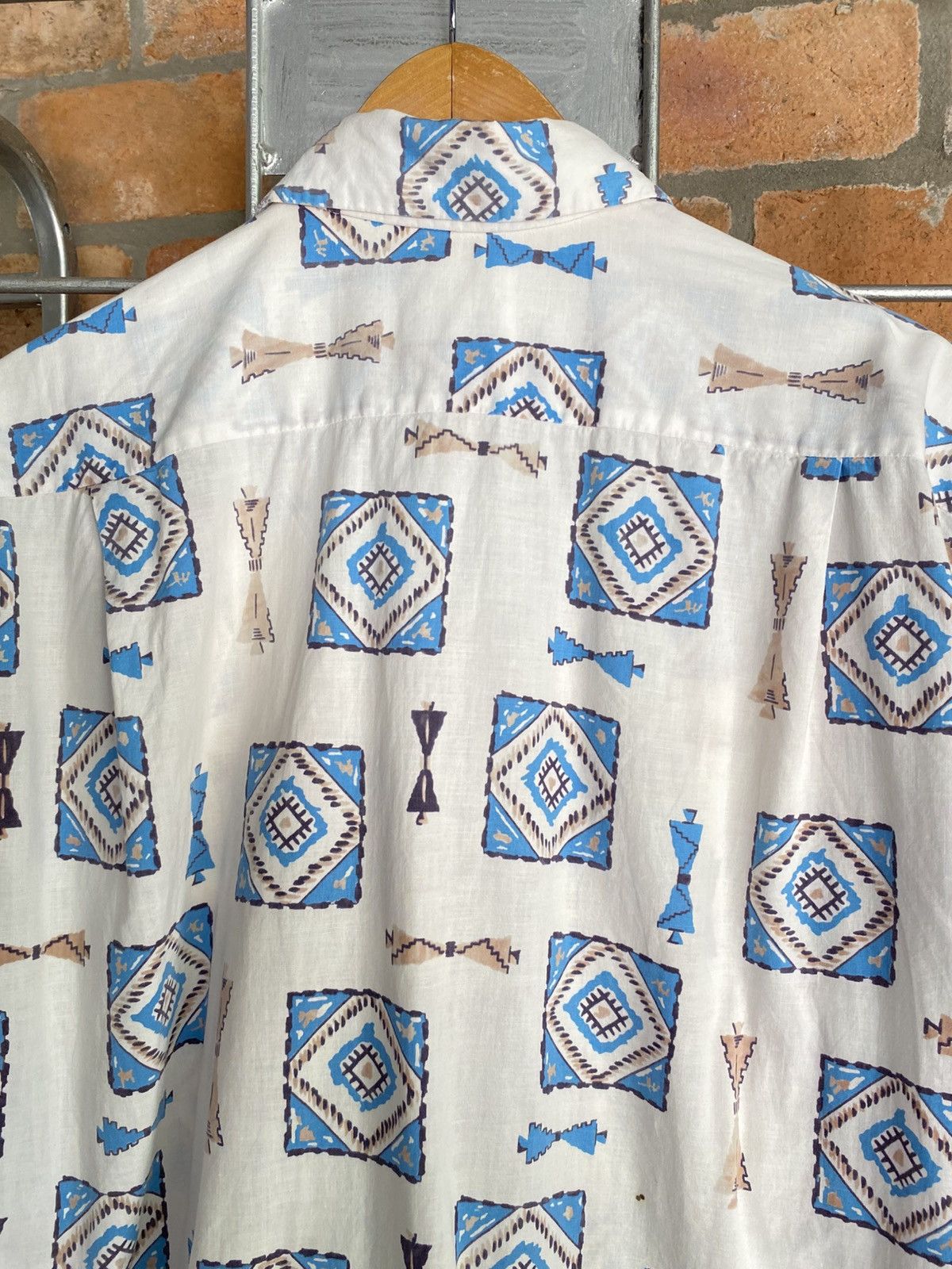 Van Heusen VAN HEUSEN White Vintage Geometric Shirt Size US L / EU 52-54 / 3 - 4 Thumbnail