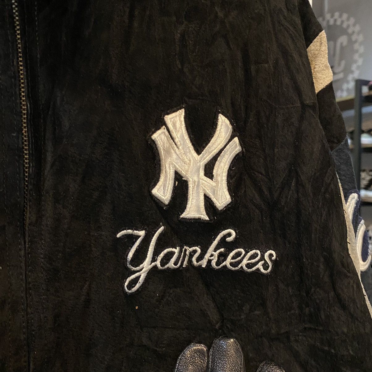 MLB × Vintage Vintage New York Yankees Leather Jacket by MLB Pig Skin Size US XL / EU 56 / 4 - 10 Thumbnail