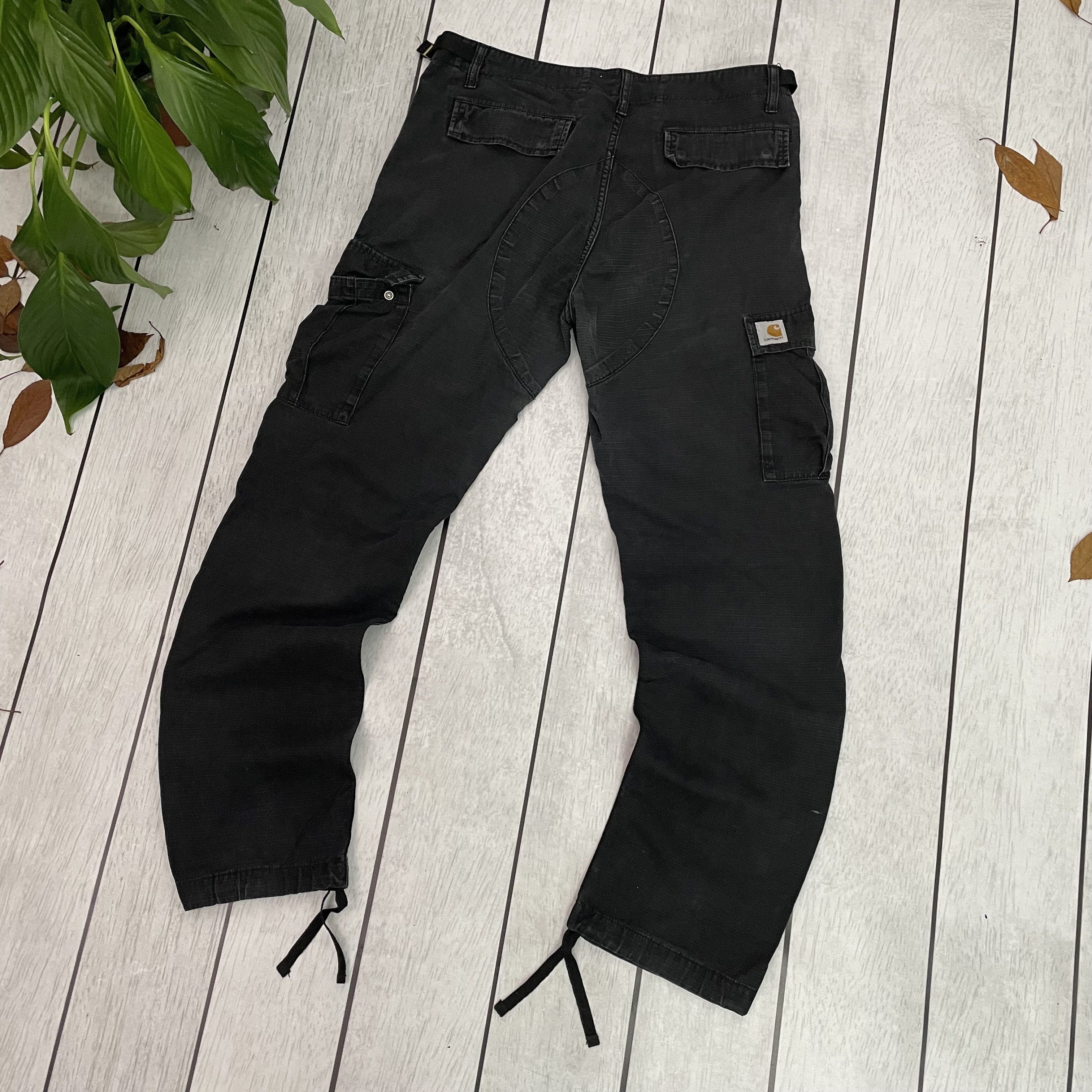 Carhartt Custom Carhartt Black Cargo Pants, Upcycled AK -47 Graphic Size US 32 / EU 48 - 8 Thumbnail