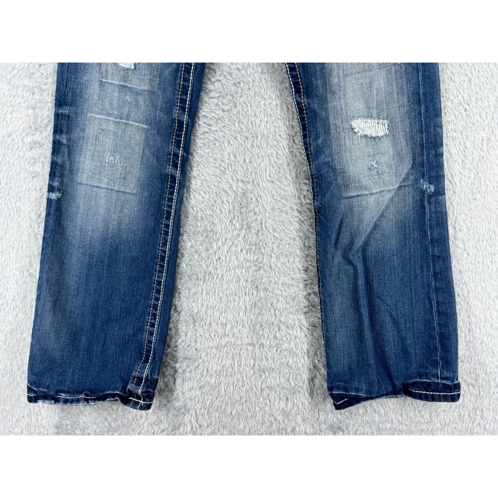 Vintage Buckle Jeans Bootcut Buckle BKE Carter 30 Blue Denim Distressed Low Rise 5-Pocket Regular 28x27 Mens Jeans Size US 30 / EU 46 - 2 Thumbnail