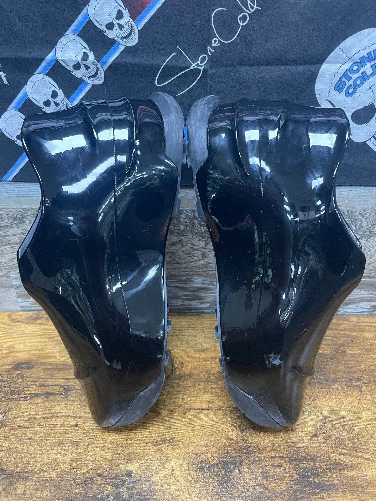 Givenchy 43-Givenchy Monumental Mallow Patent Size US 10 / EU 43 - 5 Thumbnail