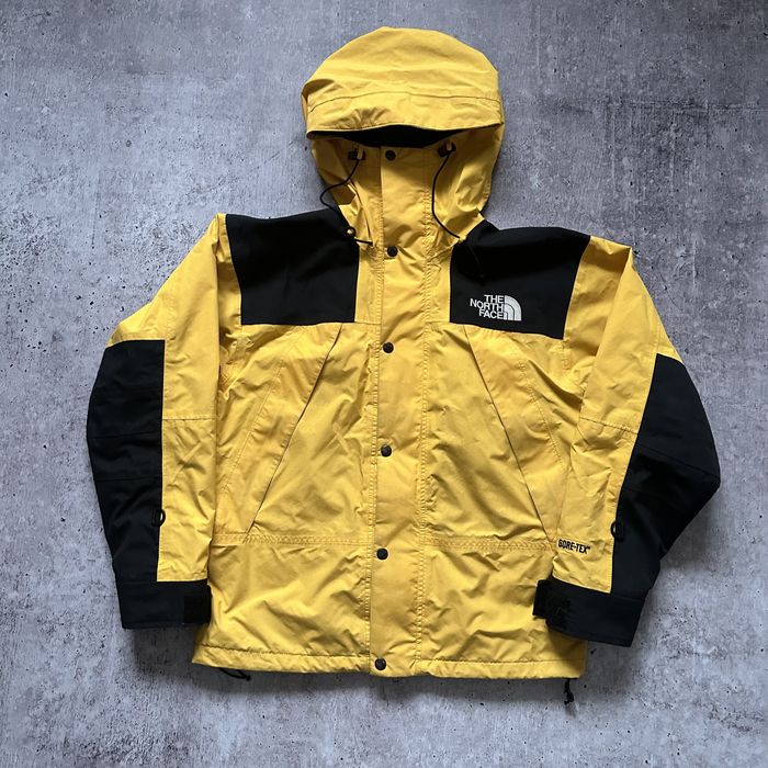 Vintage The North Face 90's Vintage Navy/Black Mountain Jacket