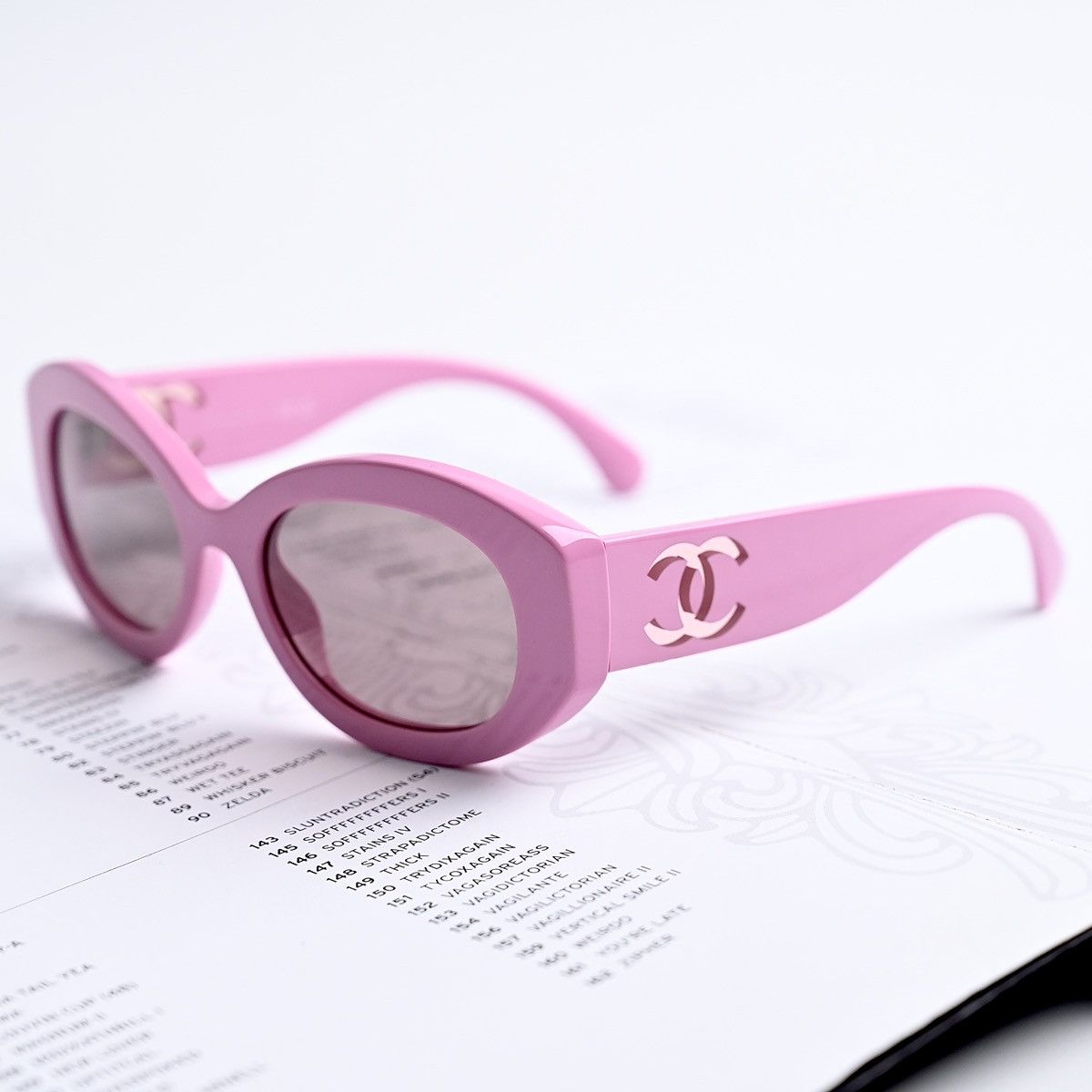 Chanel CHANEL 0CH5528 177653 SUNGLASSES Size ONE SIZE - 2 Thumbnail