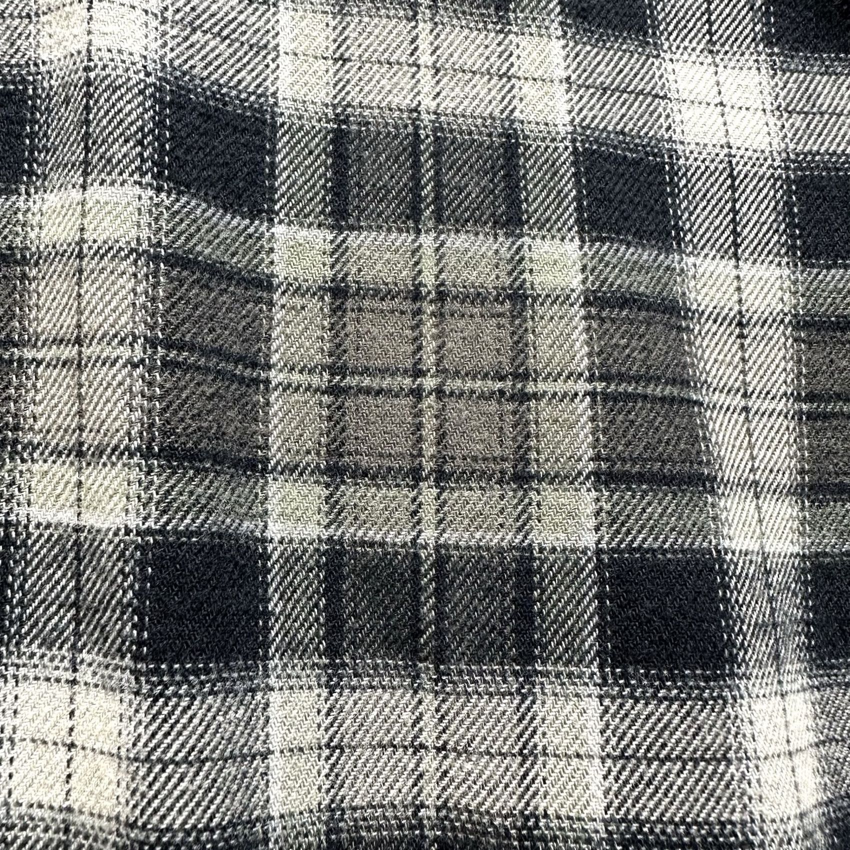 Vintage Kuhl Dillingr Shirt Mens M Gray Plaid Flannel Long Sleeve Button Up Outdoor 7186 Size US L / EU 52-54 / 3 - 3 Thumbnail